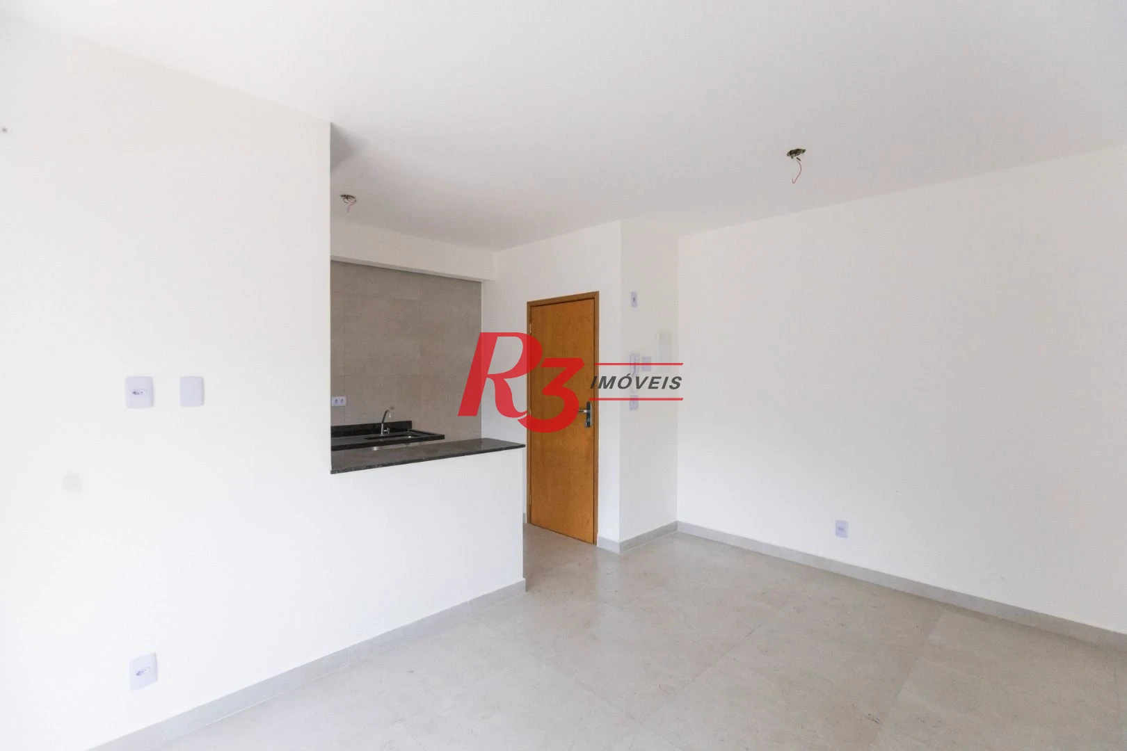 Apartamento com 2 dormitórios à venda, 59 m² por R$ 585.000,00 - Marapé - Santos/SP