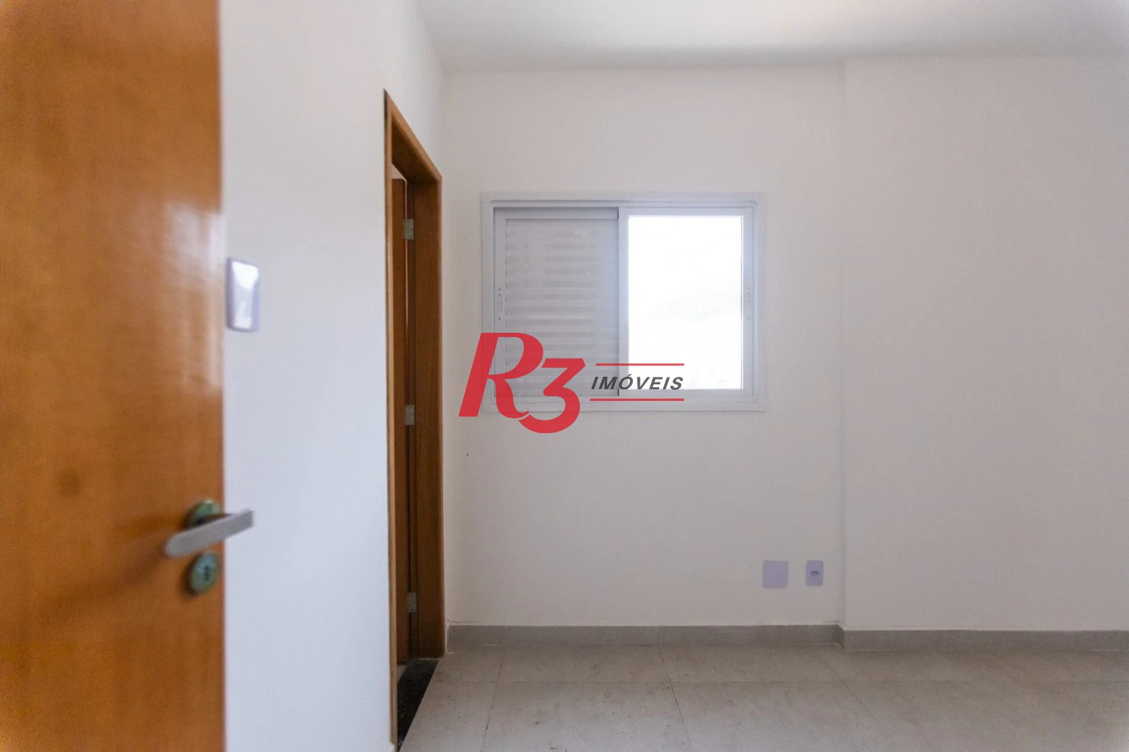 Apartamento com 2 dormitórios à venda, 59 m² por R$ 585.000,00 - Marapé - Santos/SP
