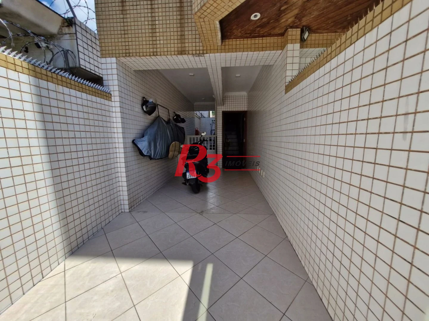 Casa com 4 dormitórios à venda, 231 m² por R$ 1.490.000,00 - Marapé - Santos/SP