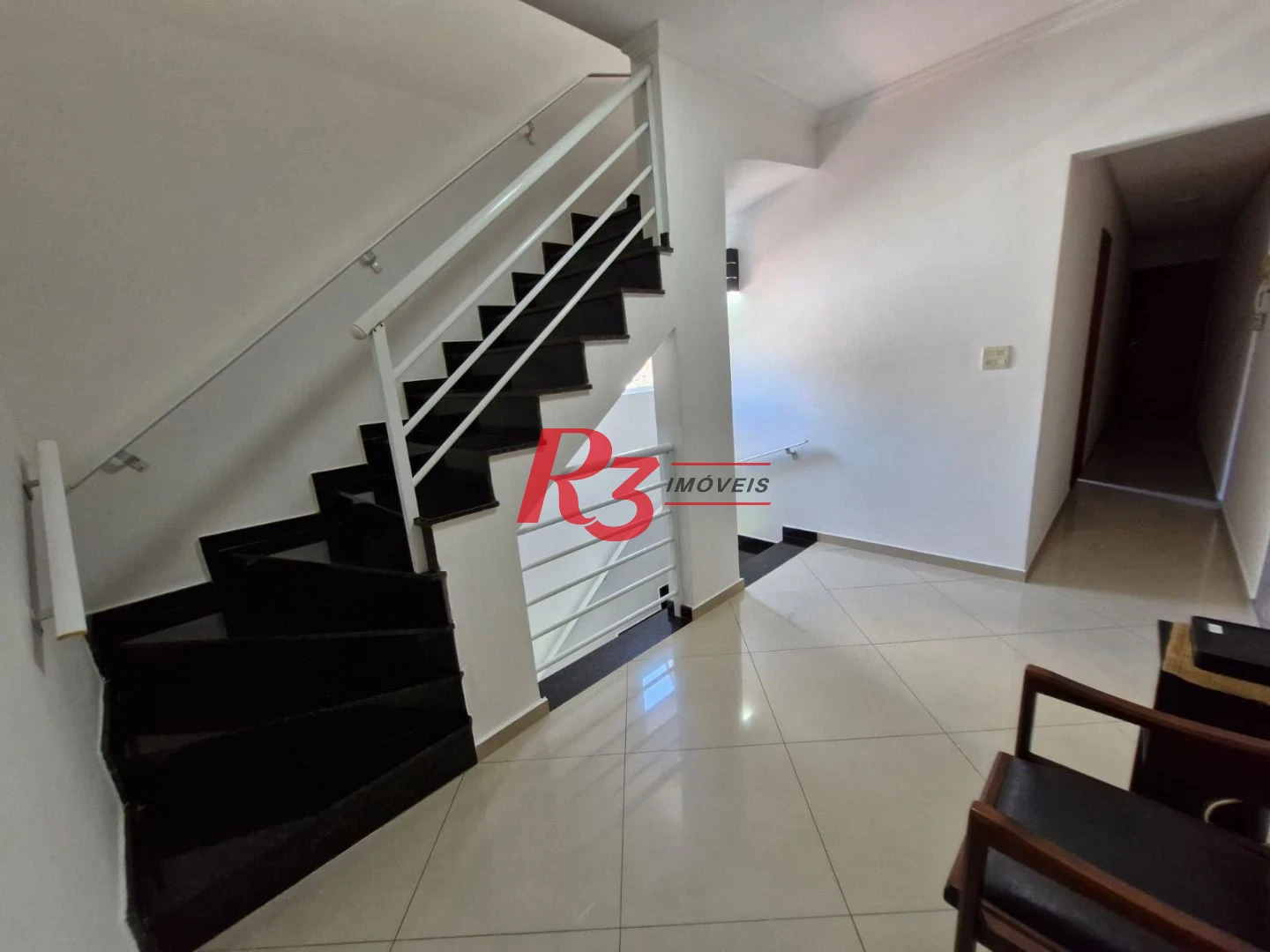 Casa com 4 dormitórios à venda, 231 m² por R$ 1.490.000,00 - Marapé - Santos/SP