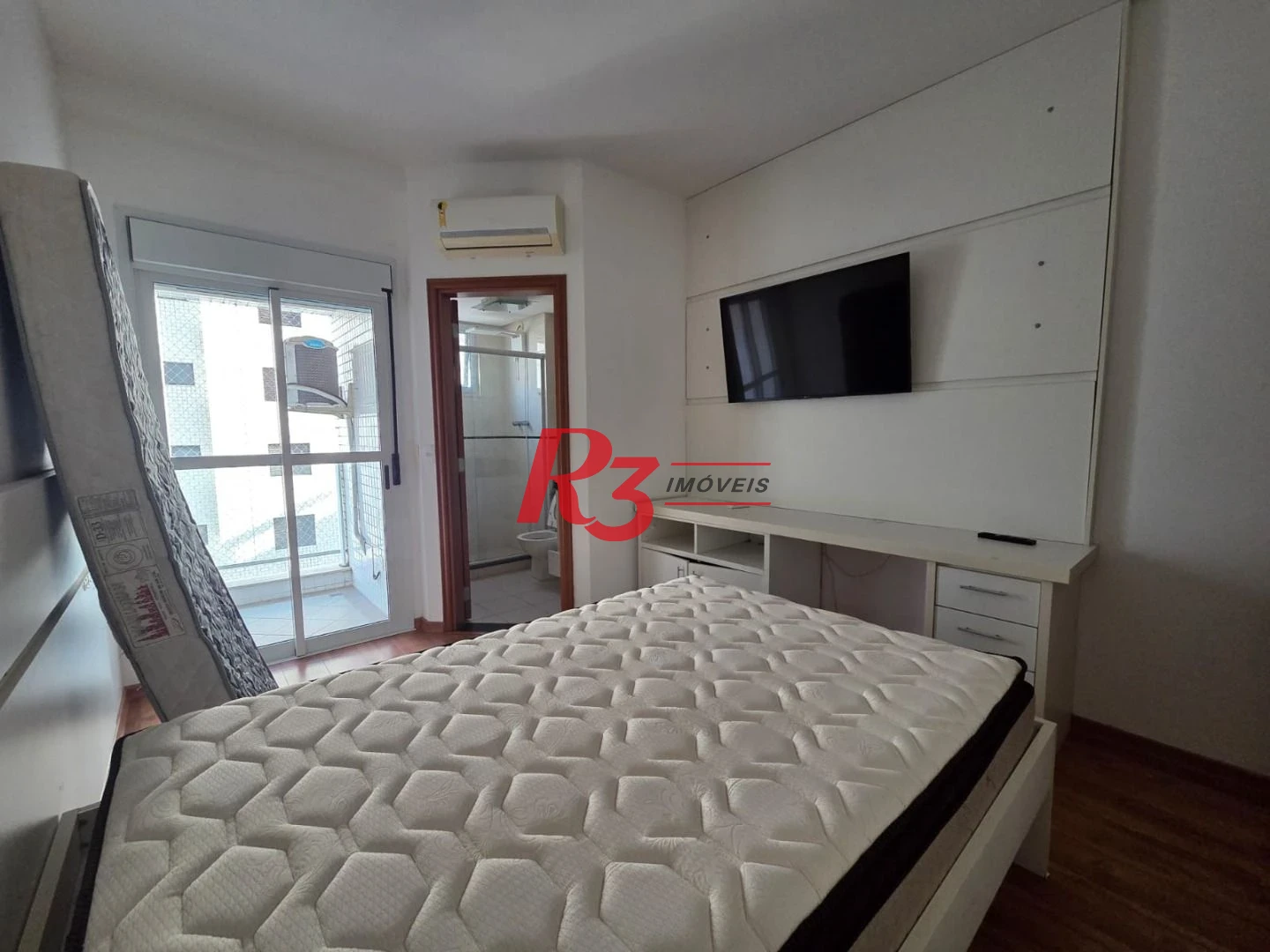Apartamento com 4 dormitórios, 243 m² - venda por R$ 3.249.000,00 ou aluguel por R$ 15.000,00/mês - Gonzaga - Santos/SP