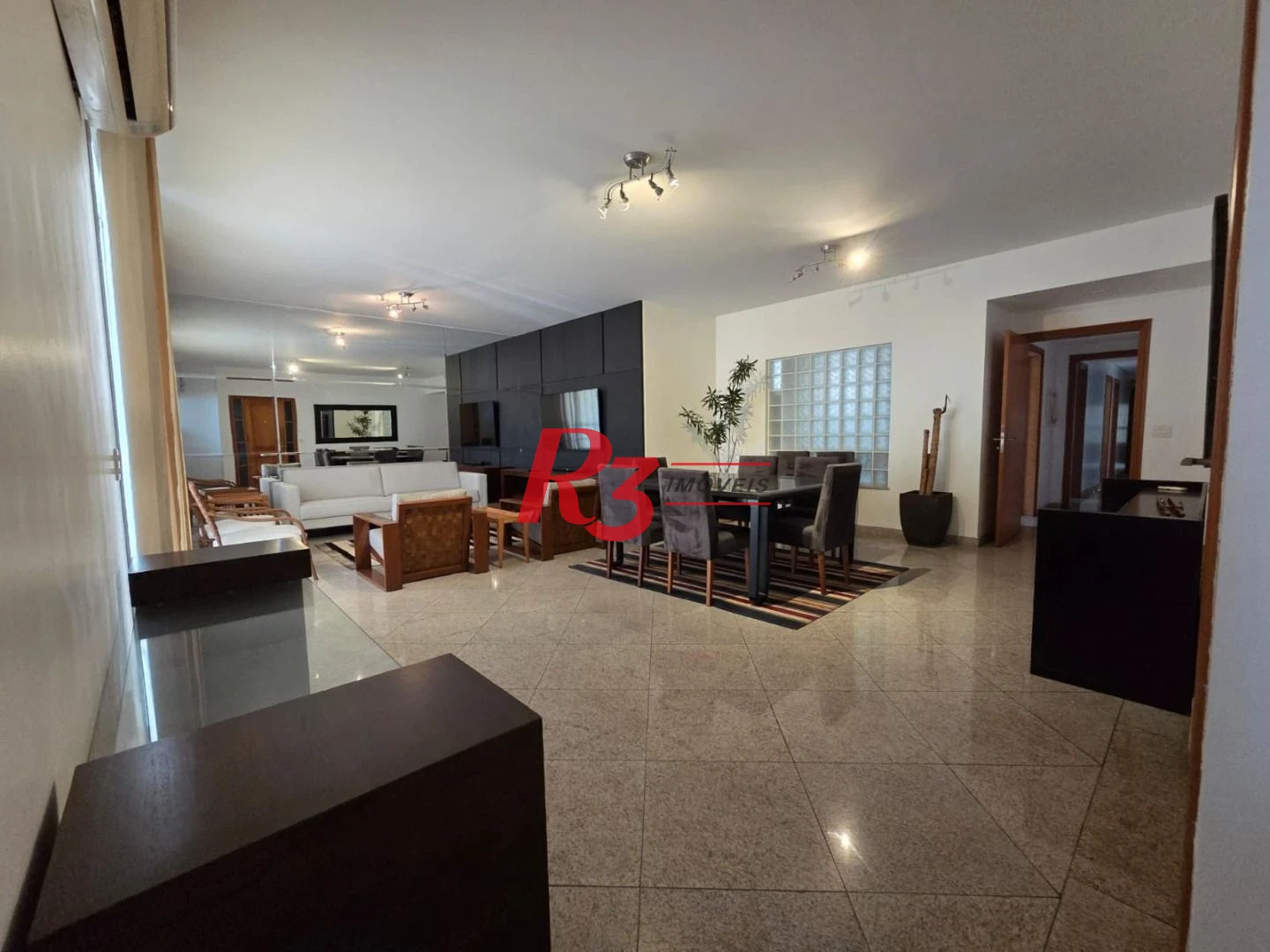 Apartamento com 4 dormitórios, 243 m² - venda por R$ 3.249.000,00 ou aluguel por R$ 15.000,00/mês - Gonzaga - Santos/SP