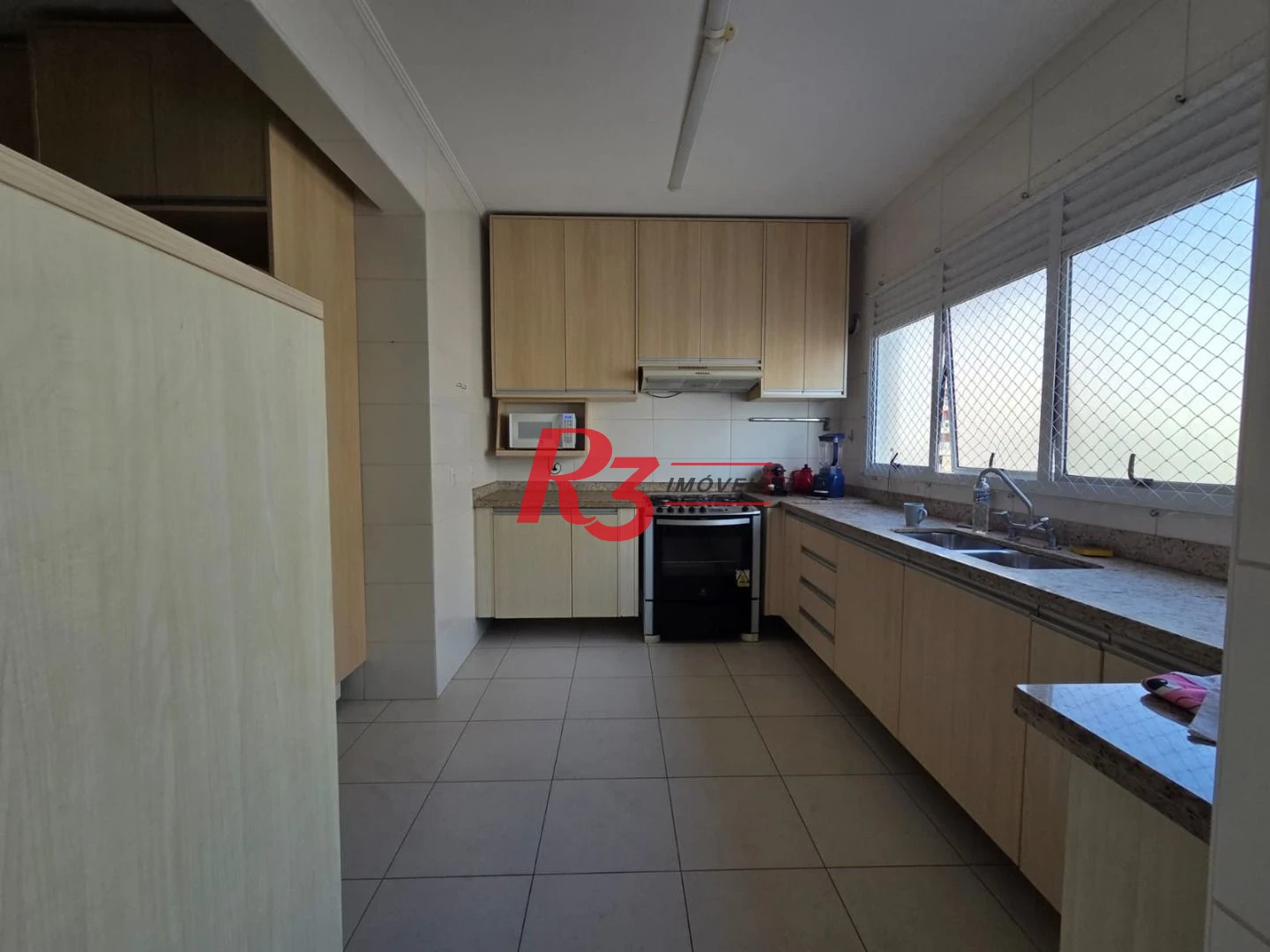 Apartamento com 4 dormitórios, 243 m² - venda por R$ 3.249.000,00 ou aluguel por R$ 15.000,00/mês - Gonzaga - Santos/SP