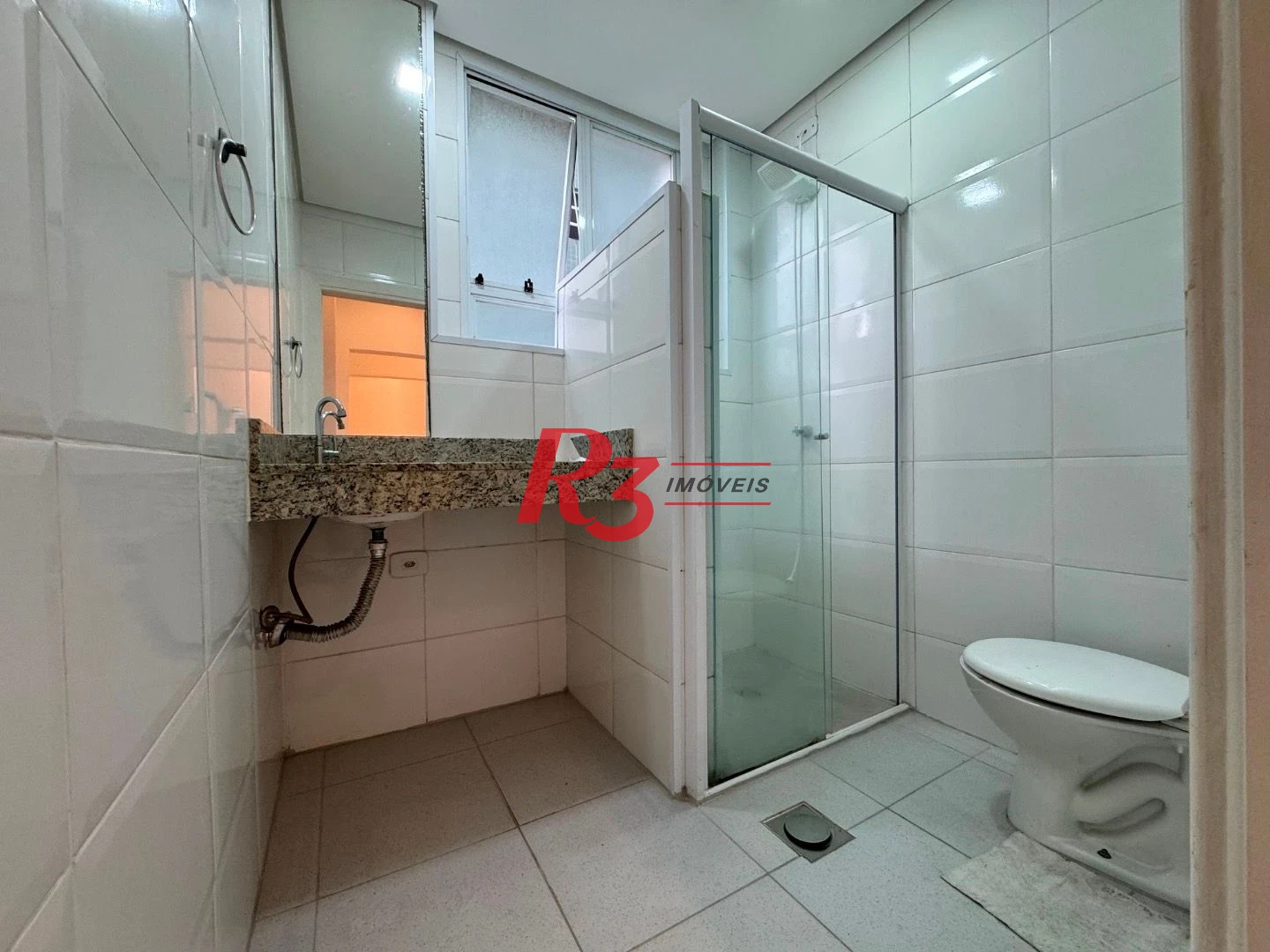 Apartamento para alugar, 64 m² por R$ 3.500,00/mês - José Menino - Santos/SP
