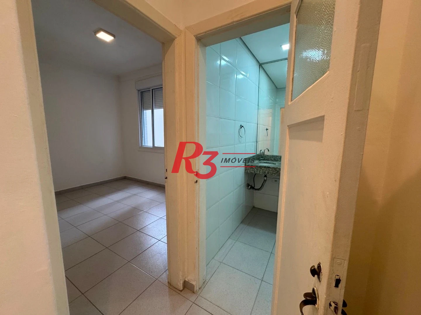 Apartamento para alugar, 64 m² por R$ 3.500,00/mês - José Menino - Santos/SP