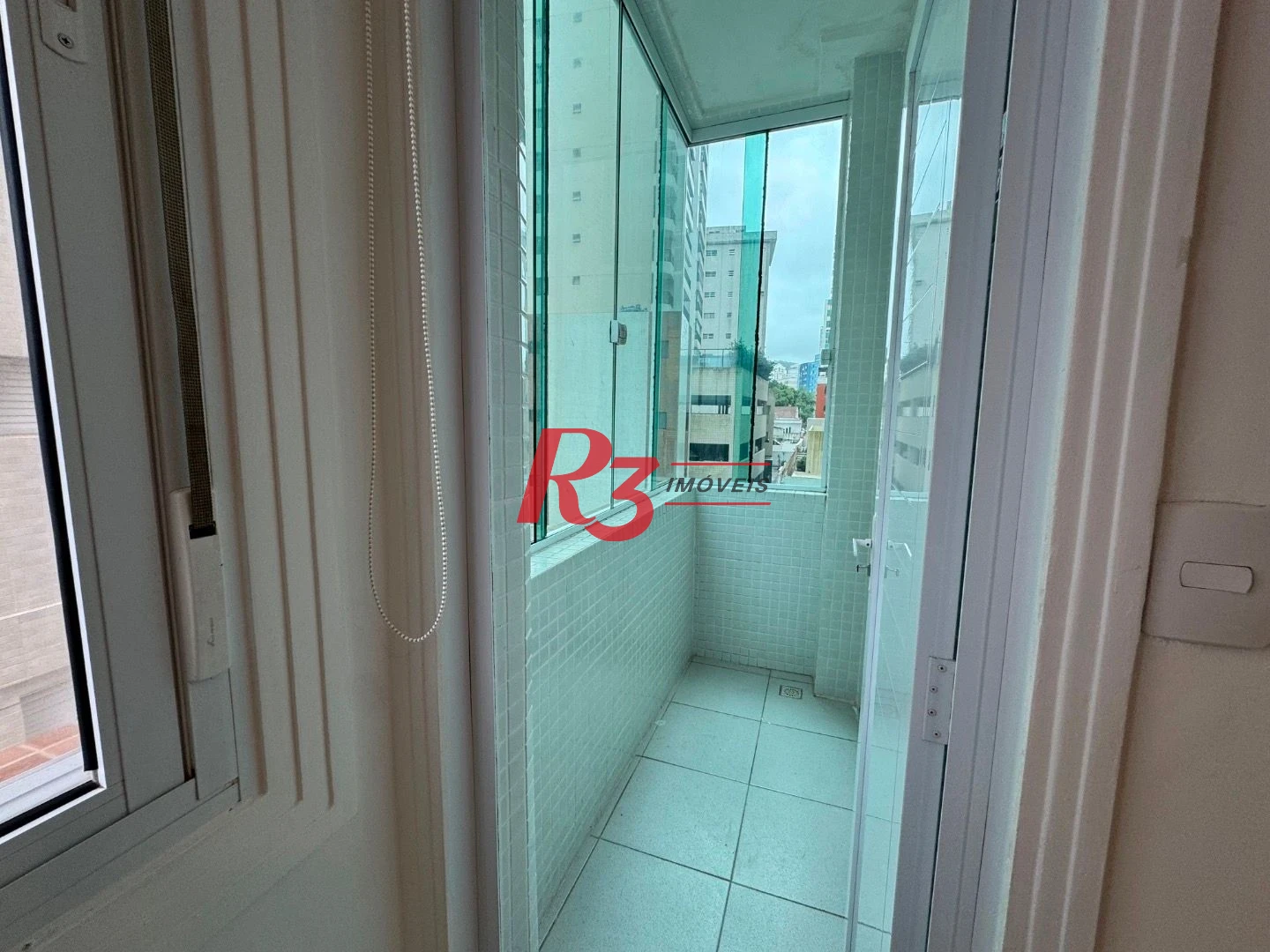 Apartamento para alugar, 64 m² por R$ 3.500,00/mês - José Menino - Santos/SP
