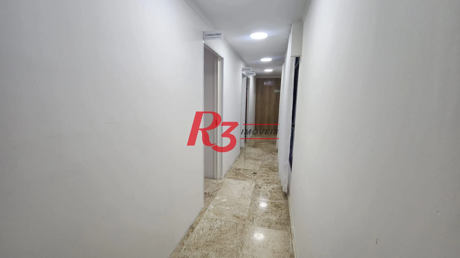 Sala à venda, 45 m² por R$ 300.000,00 - Encruzilhada - Santos/SP