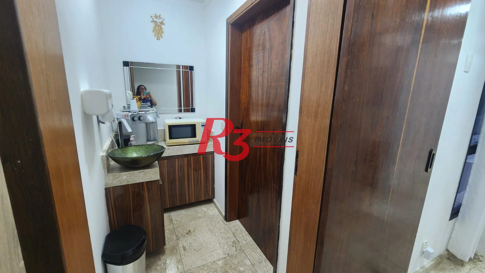 Sala à venda, 45 m² por R$ 300.000,00 - Encruzilhada - Santos/SP