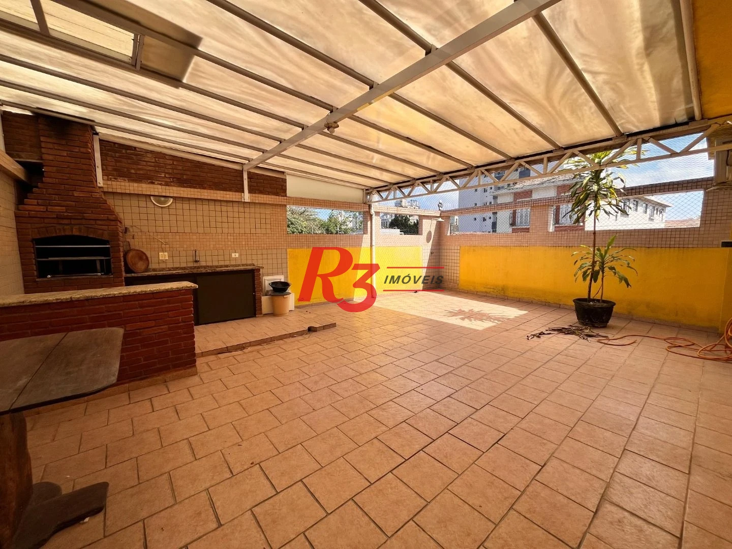 Casa com 3 dormitórios à venda, 225 m² por R$ 2.100.000,00 - Ponta da Praia - Santos/SP