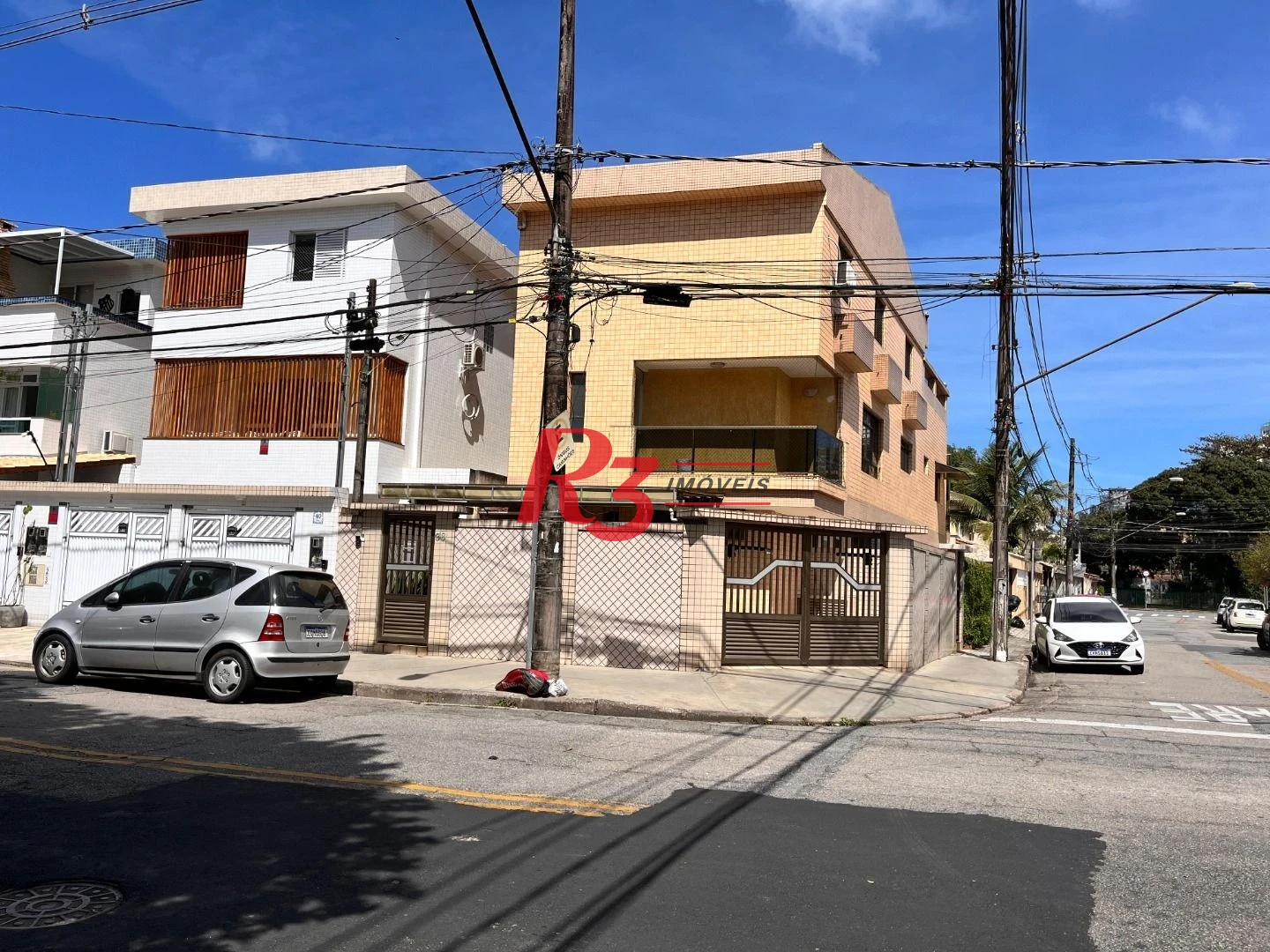 Casa com 3 dormitórios à venda, 225 m² por R$ 2.100.000,00 - Ponta da Praia - Santos/SP