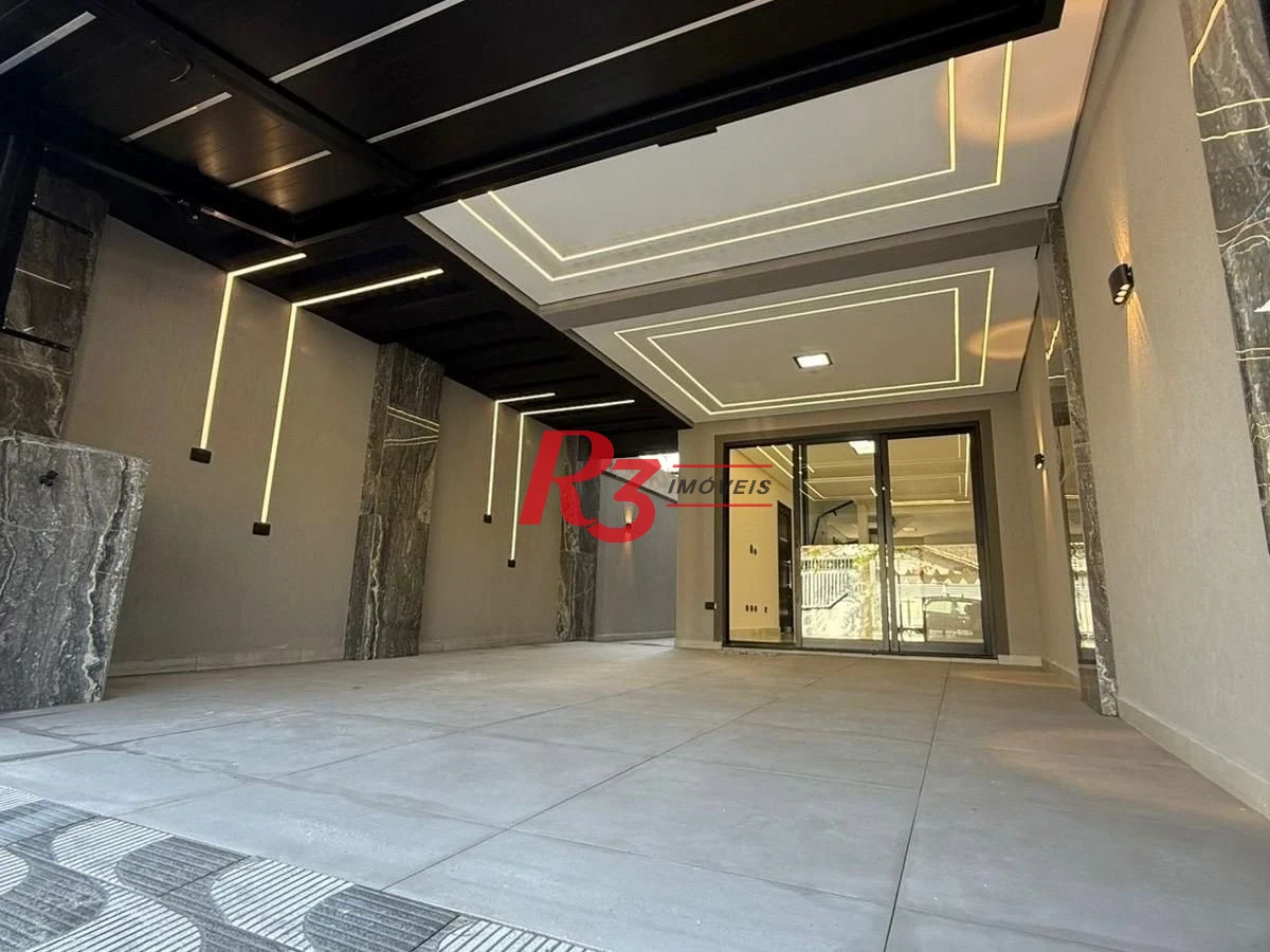Casa à venda, 204 m² por R$ 1.800.000,00 - Boqueirão - Praia Grande/SP