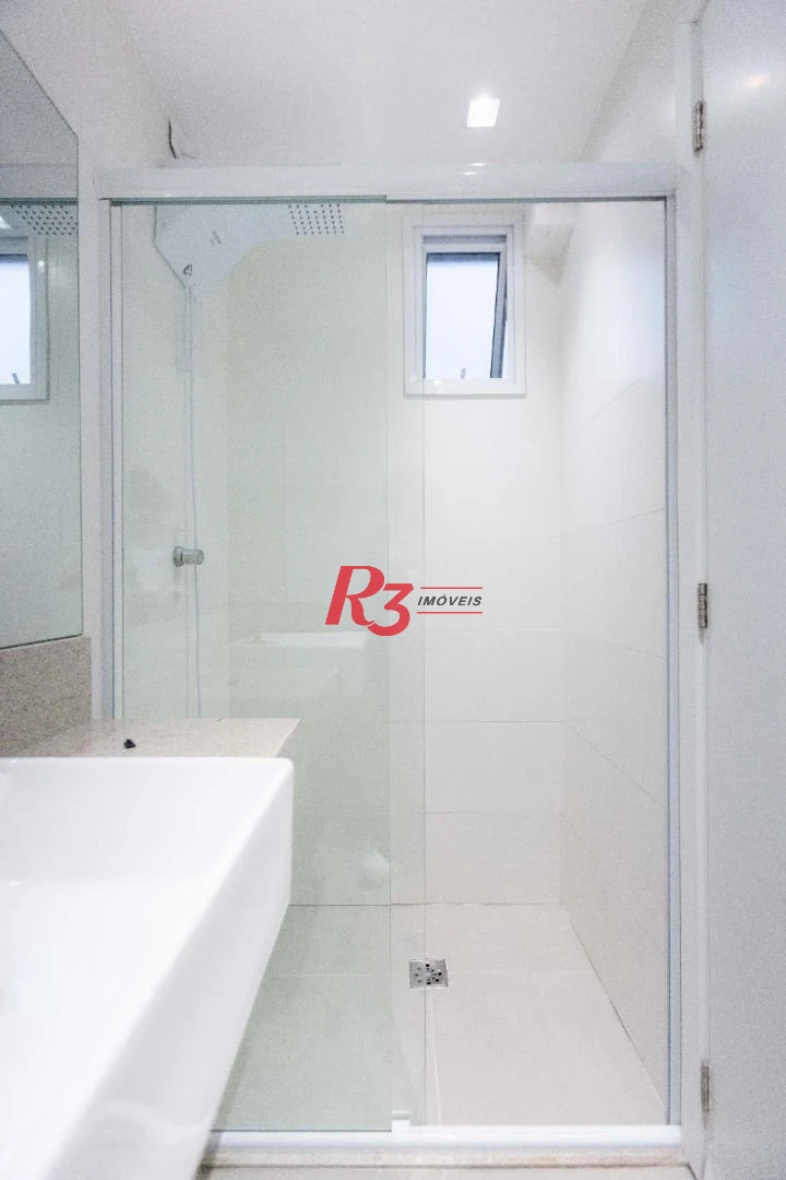 Apartamento com 2 dormitórios à venda, 68 m² por R$ 670.000,00 - Marapé - Santos/SP