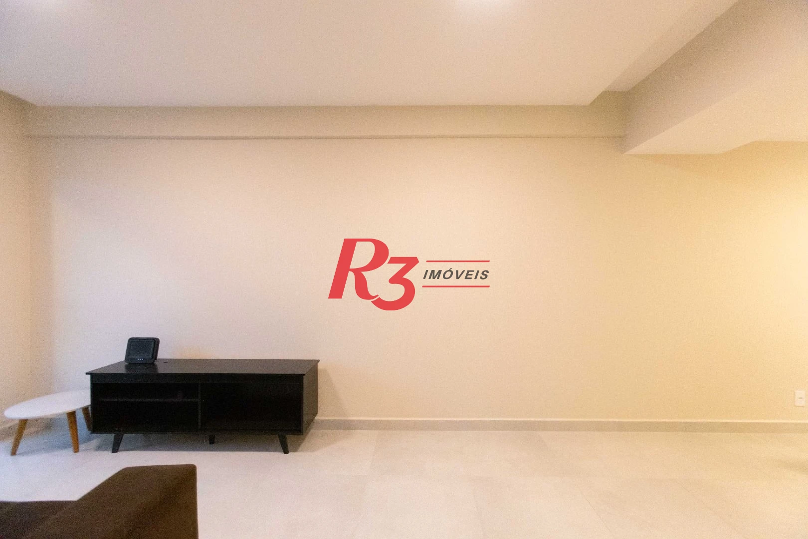 Apartamento com 2 dormitórios à venda, 68 m² por R$ 670.000,00 - Marapé - Santos/SP