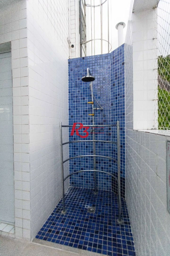 Apartamento com 2 dormitórios à venda, 68 m² por R$ 670.000,00 - Marapé - Santos/SP