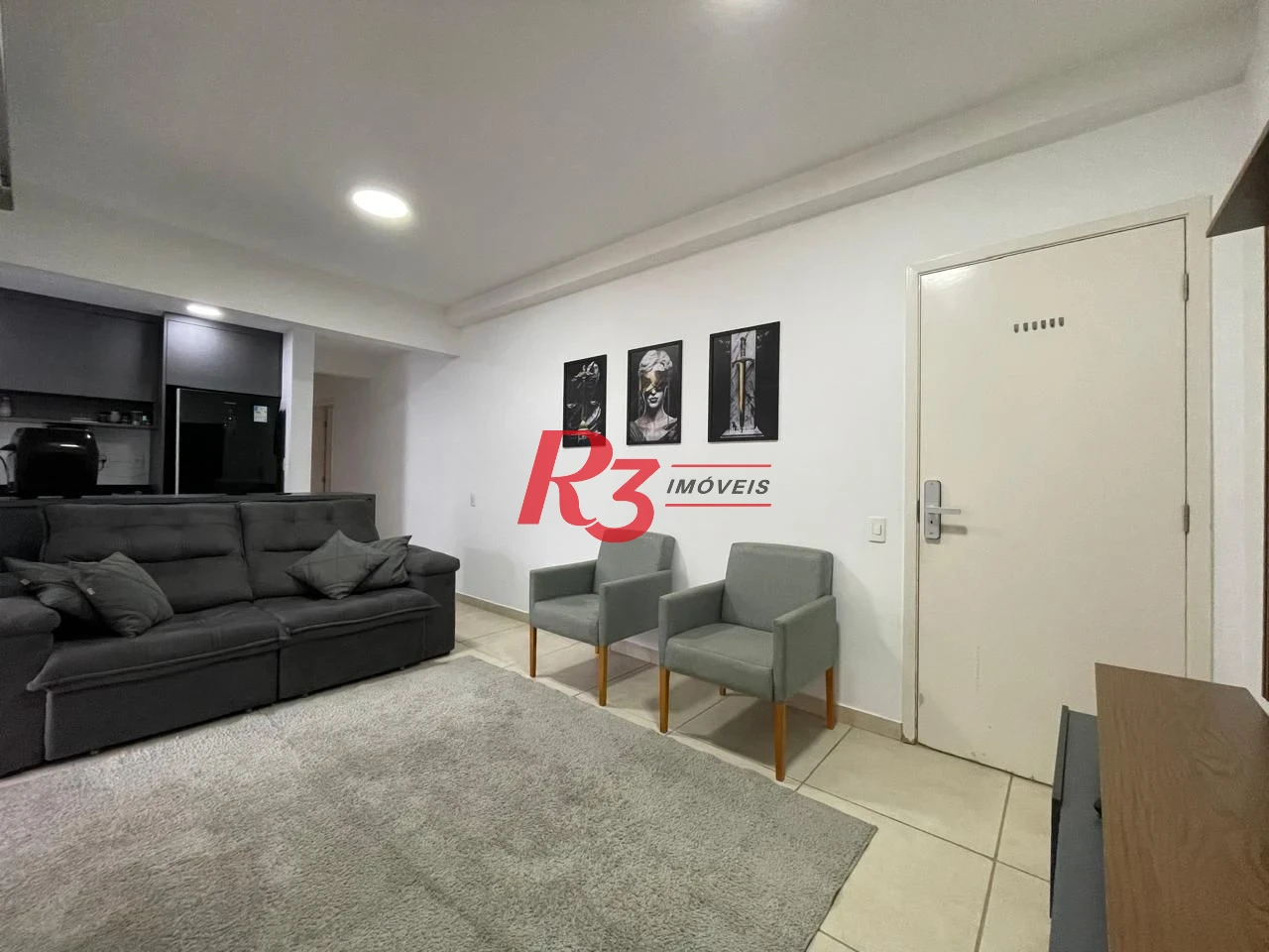 Apartamento com 3 dormitórios à venda, 84 m² por R$ 800.000,00 - Jardim Praiano - Guarujá/SP