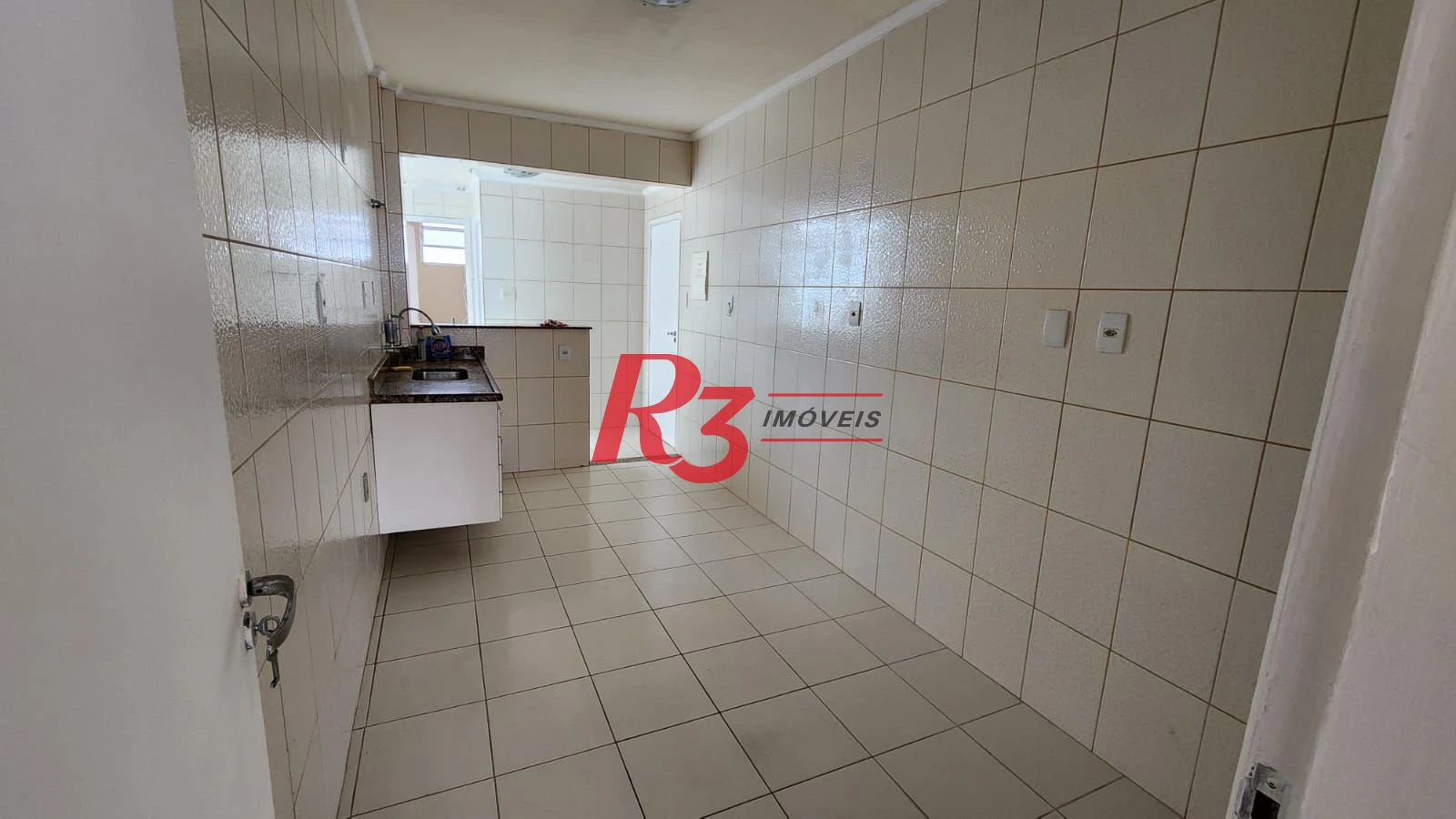 Apartamento com 2 dormitórios à venda, 89 m² por R$ 550.000,00 - José Menino - Santos/SP