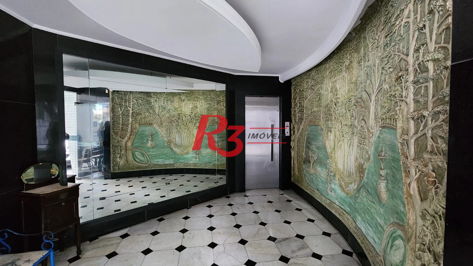 Apartamento com 2 dormitórios à venda, 89 m² por R$ 550.000,00 - José Menino - Santos/SP