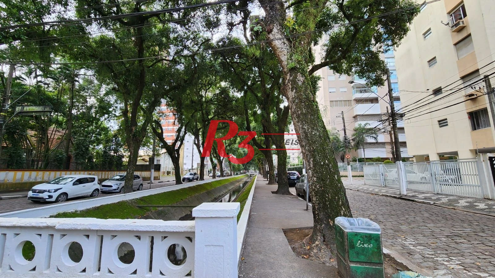 Apartamento com 2 dormitórios à venda, 89 m² por R$ 550.000,00 - José Menino - Santos/SP