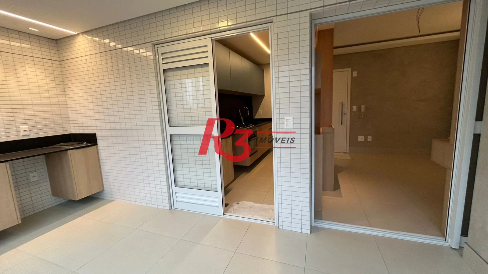 Apartamento com 1 dormitório à venda, 50 m² por R$ 850.000,00 - Boqueirão - Santos/SP