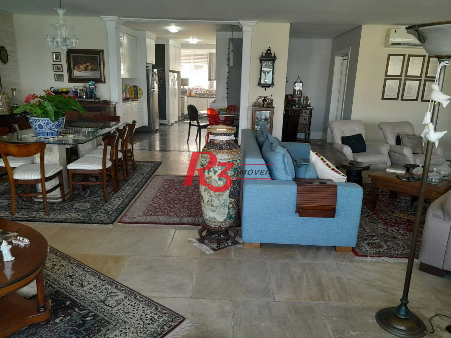 Apartamento com 4 dormitórios à venda, 376 m² por R$ 1.500.000,00 - Praia das Pitangueiras Beira Mar - Guarujá/SP