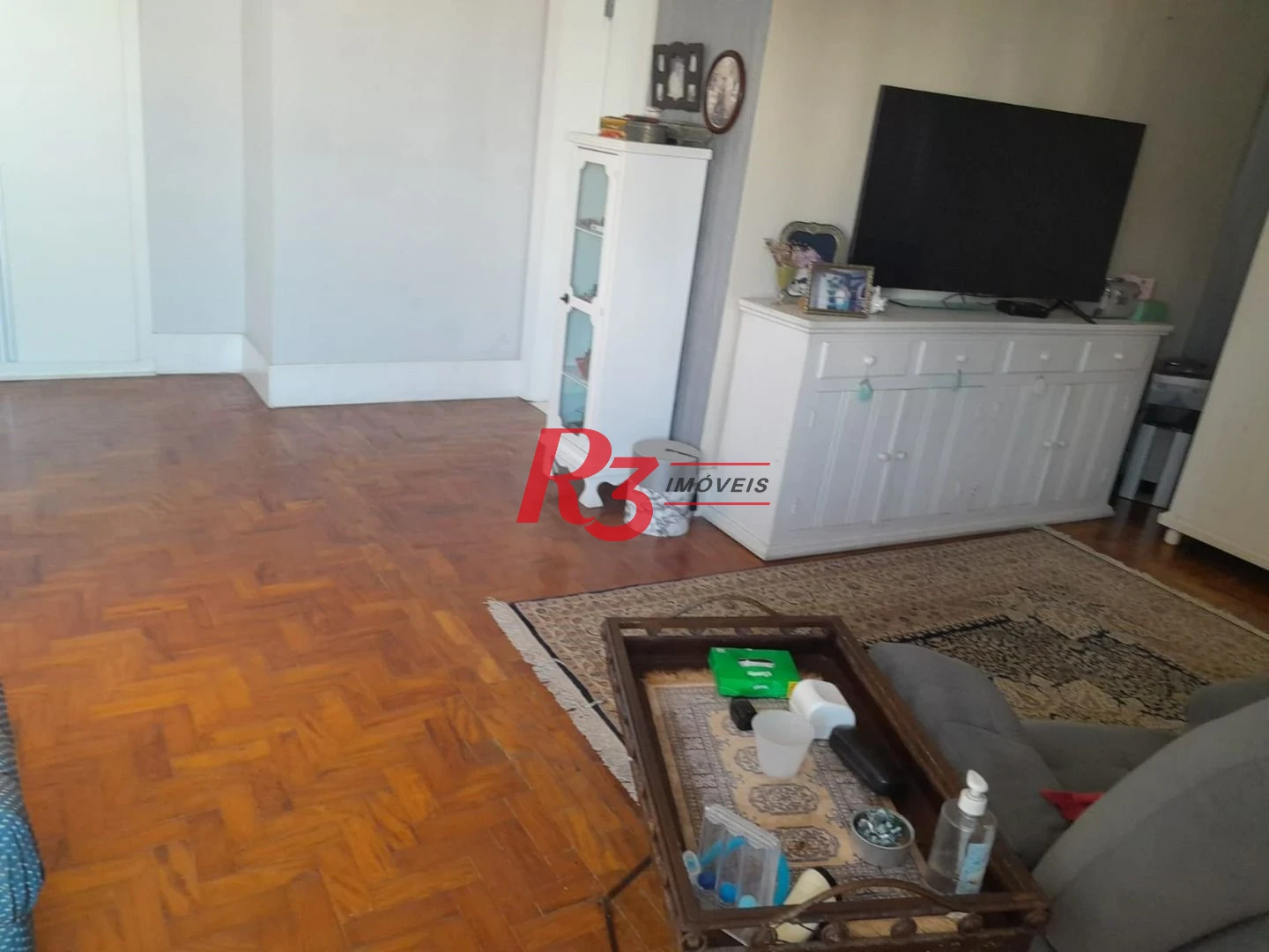 Apartamento com 4 dormitórios à venda, 376 m² por R$ 1.500.000,00 - Praia das Pitangueiras Beira Mar - Guarujá/SP
