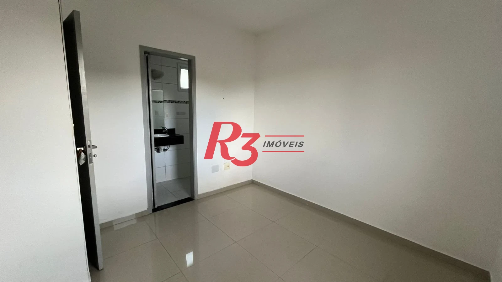 Village à venda, 100 m² por R$ 535.000,00 - Estuário - Santos/SP