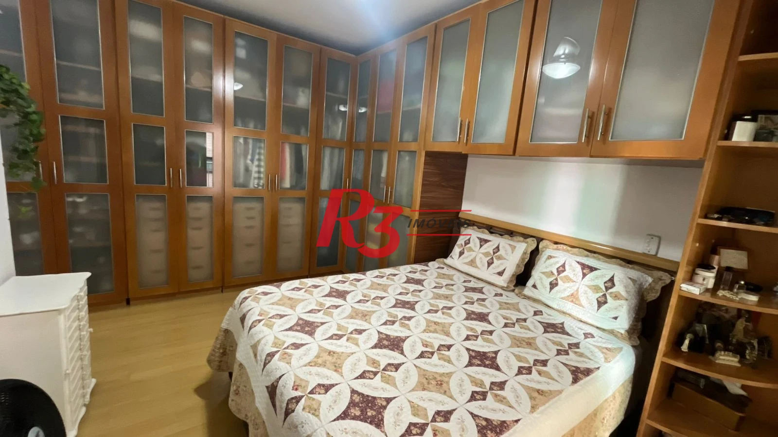 Apartamento com 4 dormitórios à venda, 158 m² por R$ 1.800.000,00 - Boqueirão - Santos/SP