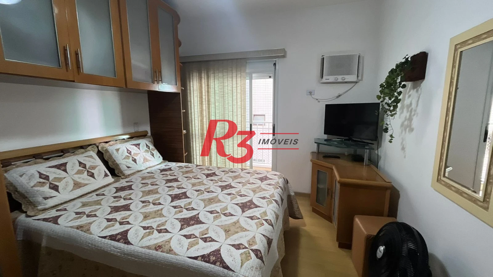 Apartamento com 4 dormitórios à venda, 158 m² por R$ 1.800.000,00 - Boqueirão - Santos/SP