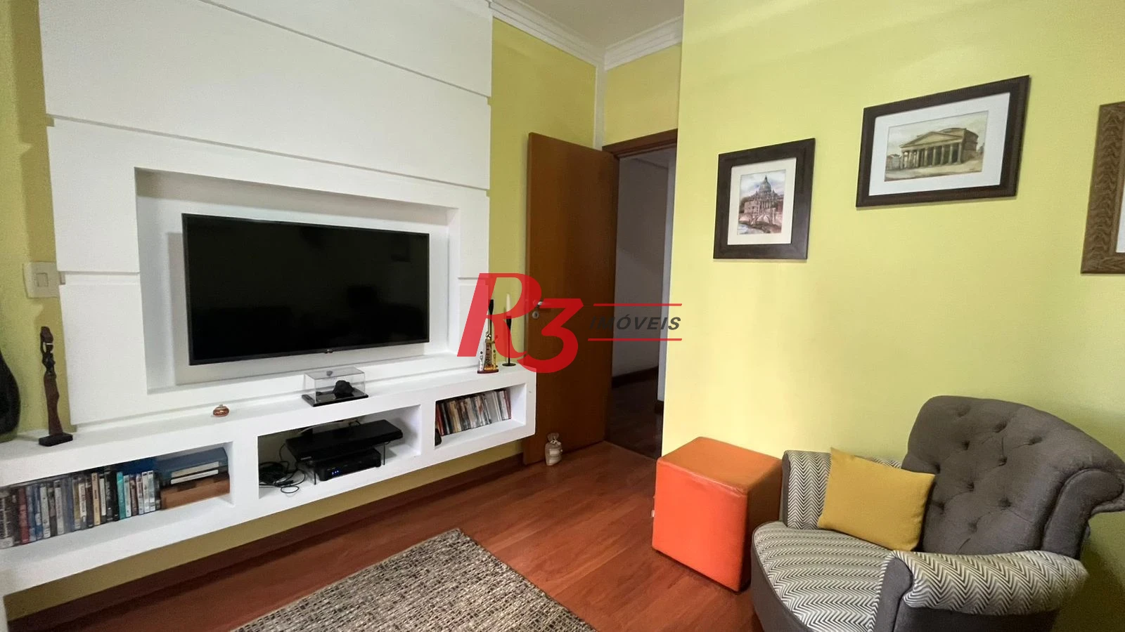 Apartamento com 4 dormitórios à venda, 158 m² por R$ 1.800.000,00 - Boqueirão - Santos/SP
