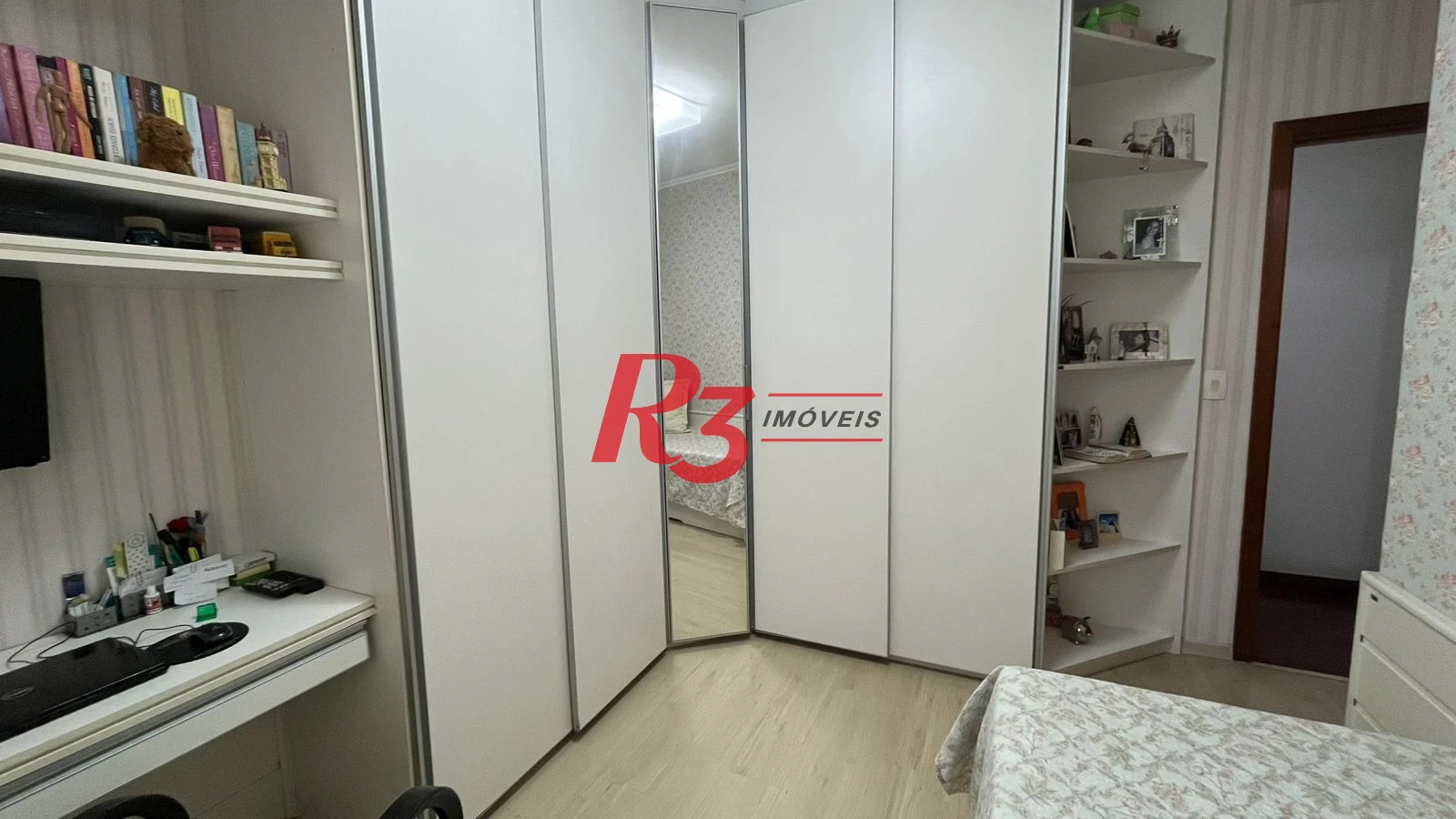 Apartamento com 4 dormitórios à venda, 158 m² por R$ 1.800.000,00 - Boqueirão - Santos/SP
