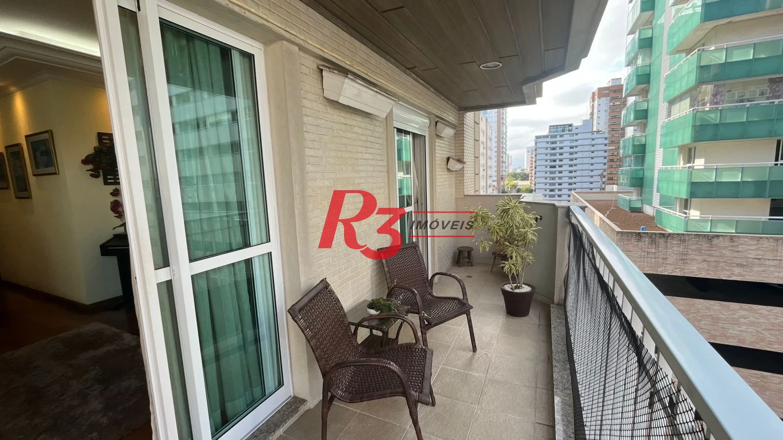 Apartamento com 4 dormitórios à venda, 158 m² por R$ 1.800.000,00 - Boqueirão - Santos/SP