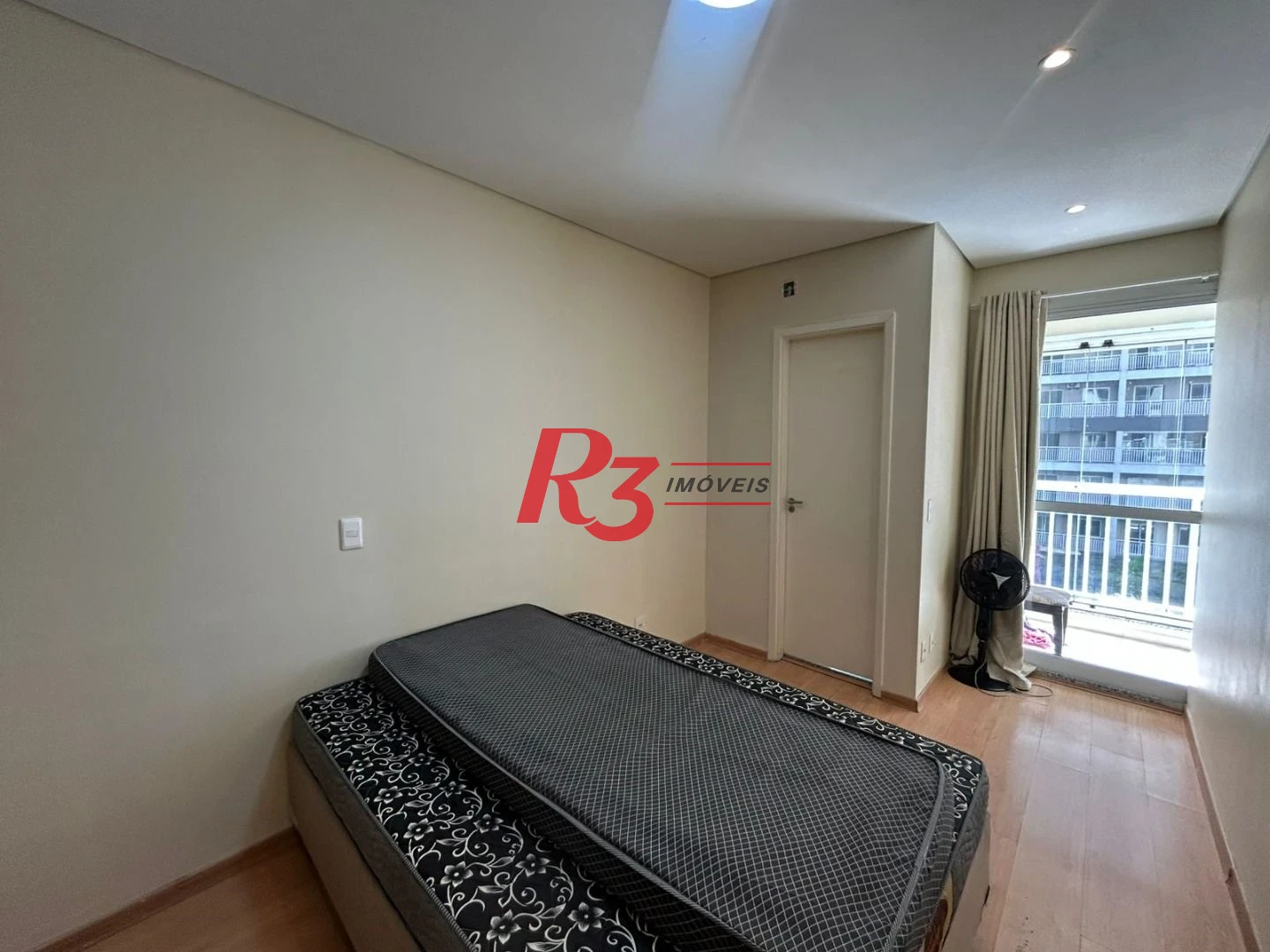 Apartamento com 1 dormitório à venda, 50 m² por R$ 380.000,00 - Vila Matias - Santos/SP