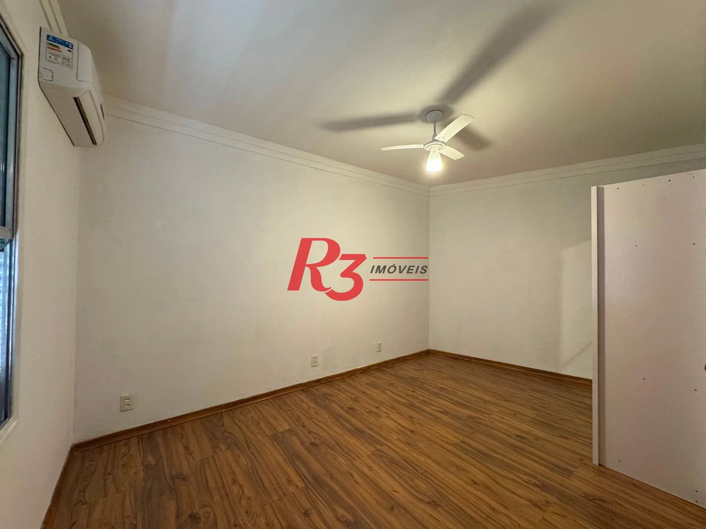 Apartamento à venda, 55 m² por R$ 350.000,00 - Vila Belmiro - Santos/SP