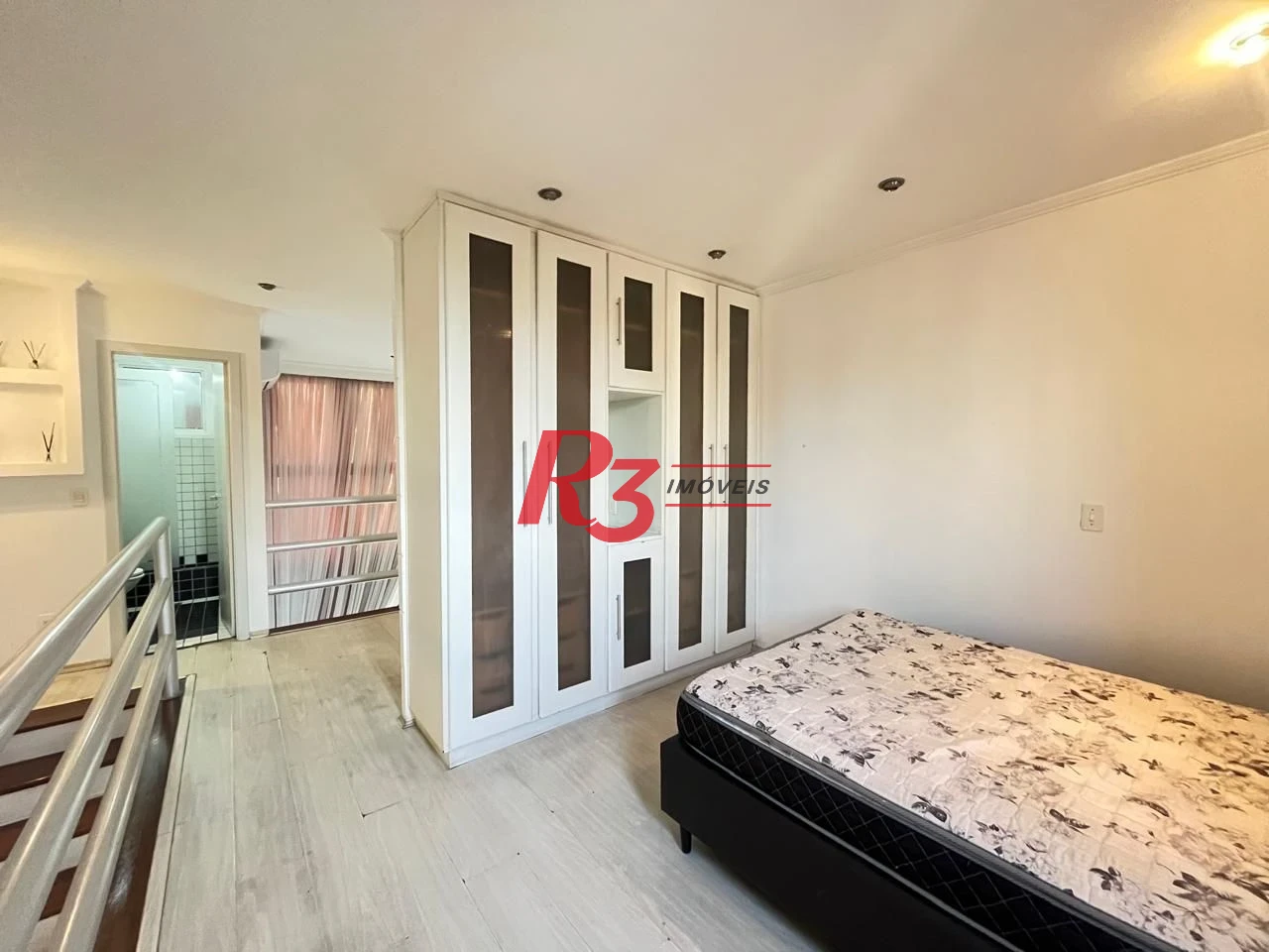Apartamento Duplex à venda, 69 m² por R$ 550.000,00 - Gonzaga - Santos/SP
