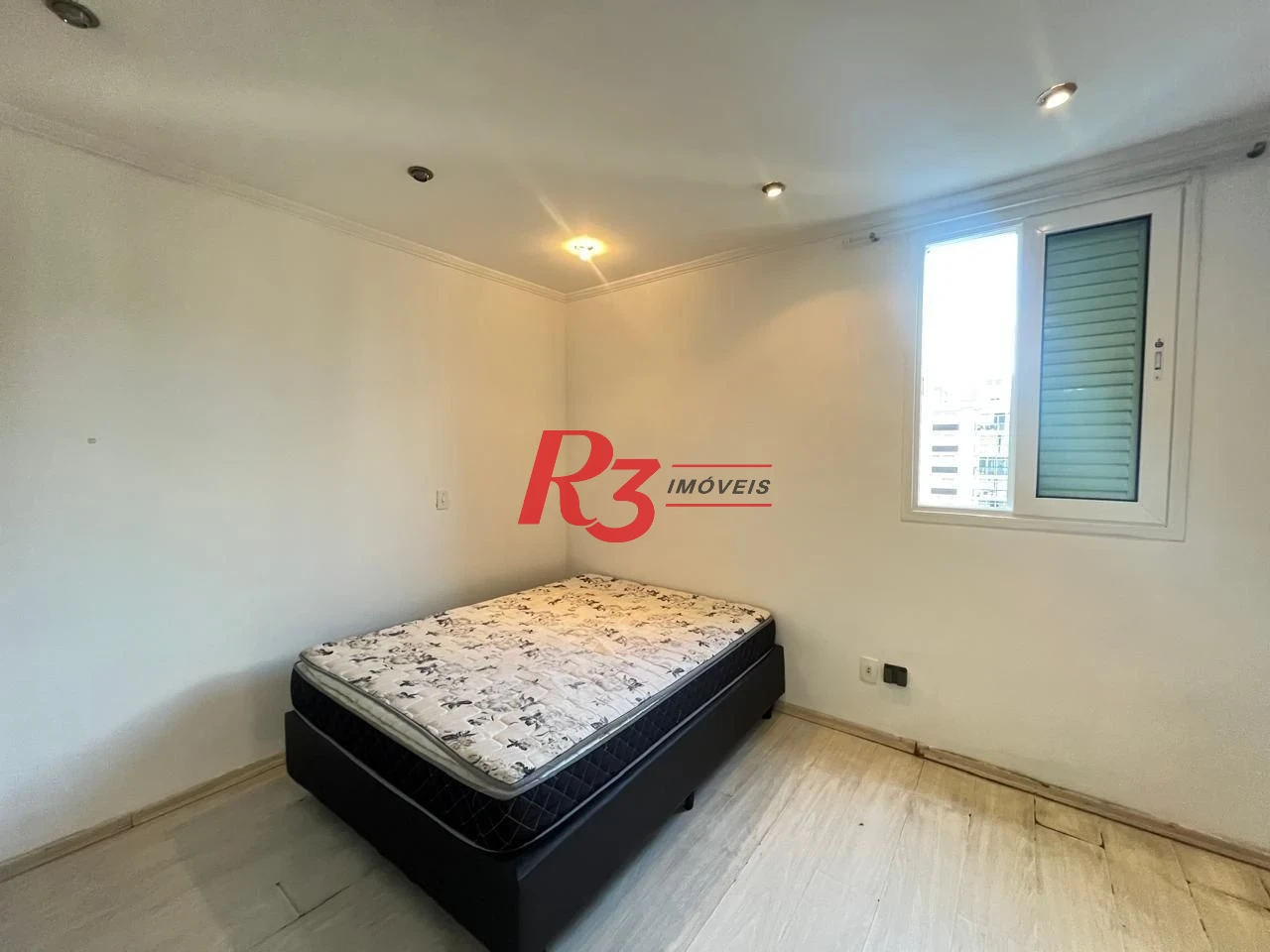 Apartamento Duplex à venda, 69 m² por R$ 550.000,00 - Gonzaga - Santos/SP