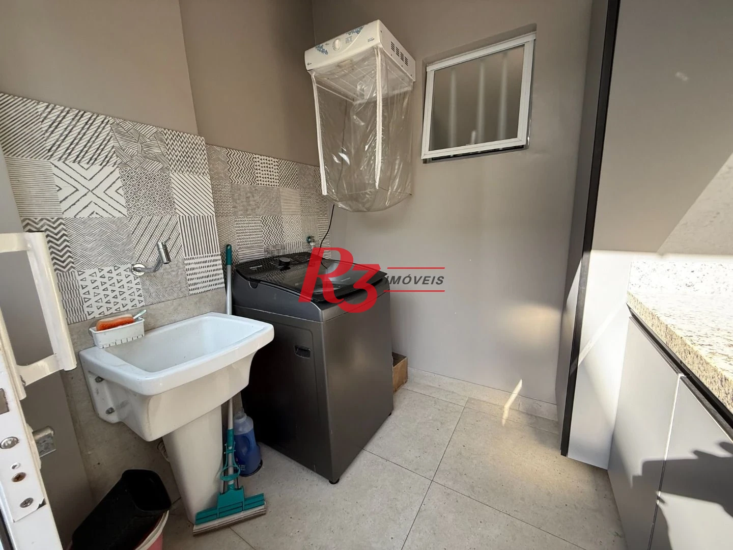 Sobrado à venda, 198 m² por R$ 1.360.000,00 - Vila Belmiro - Santos/SP