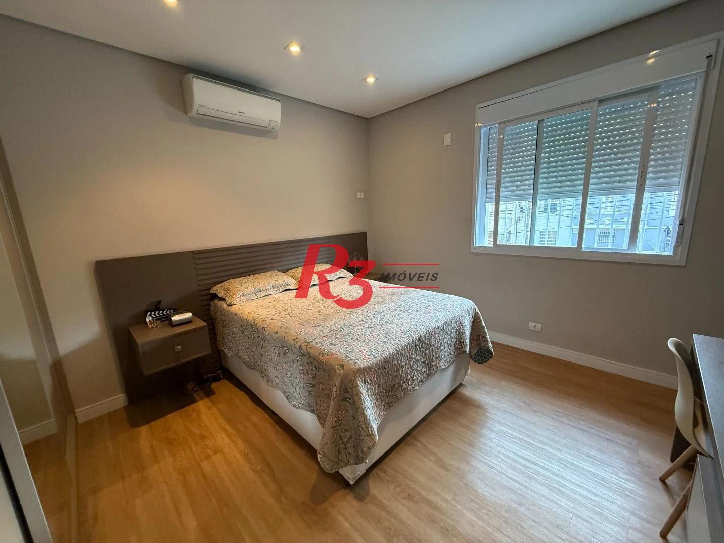 Sobrado à venda, 198 m² por R$ 1.360.000,00 - Vila Belmiro - Santos/SP