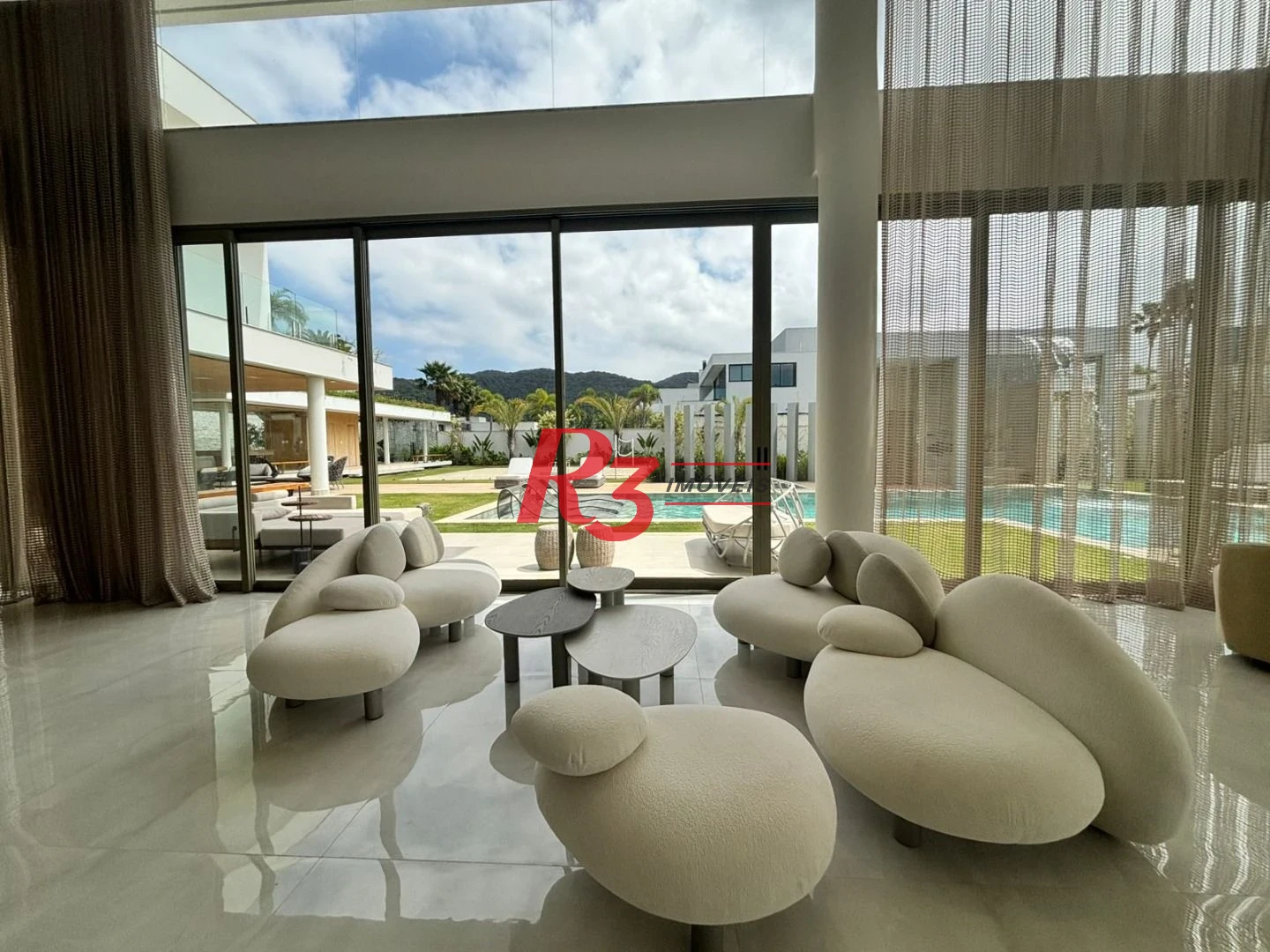 Casa à venda, 900 m² por R$ 21.990.000,00 - Acapulco - Guarujá/SP