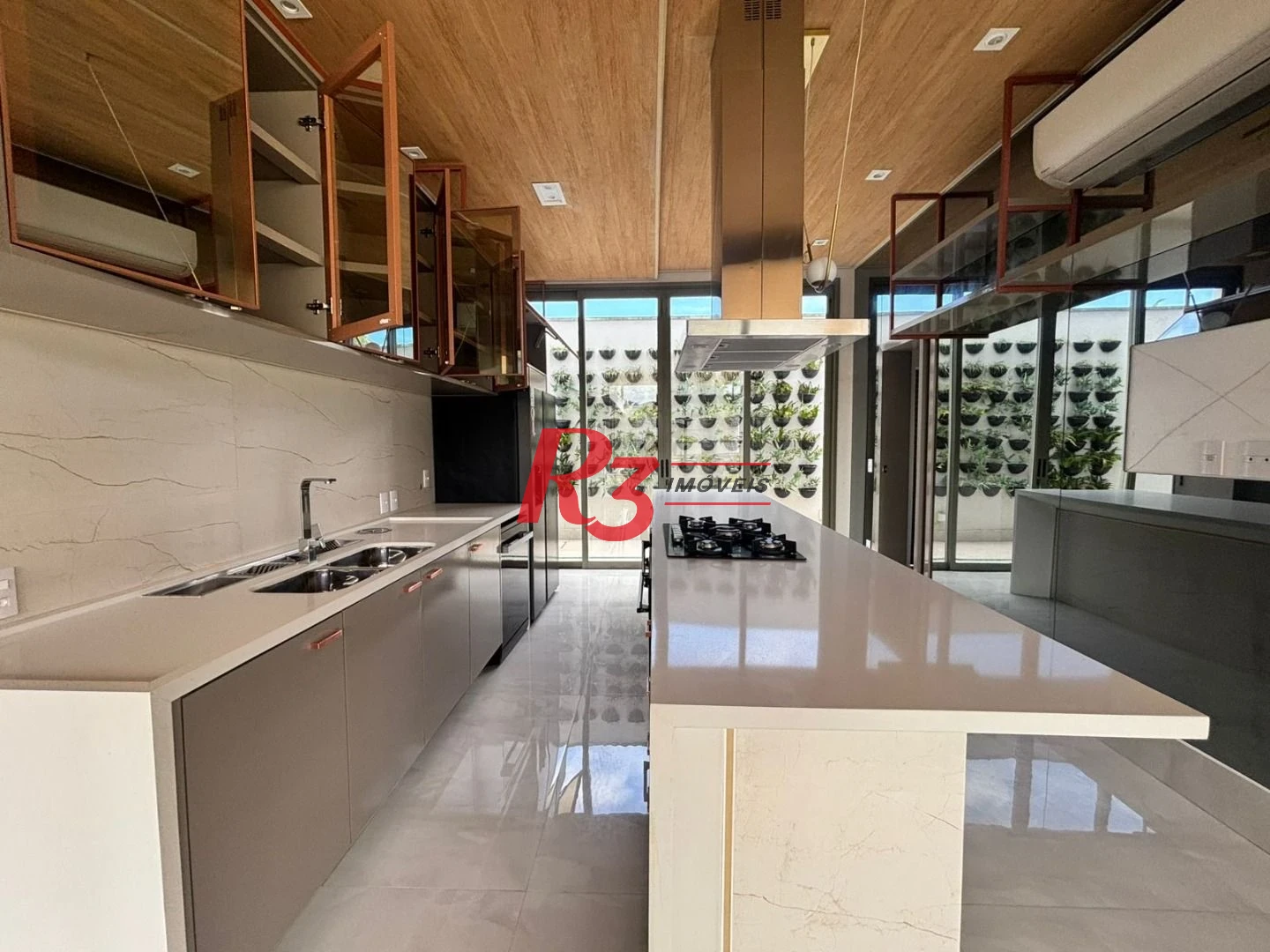 Casa à venda, 900 m² por R$ 21.990.000,00 - Acapulco - Guarujá/SP