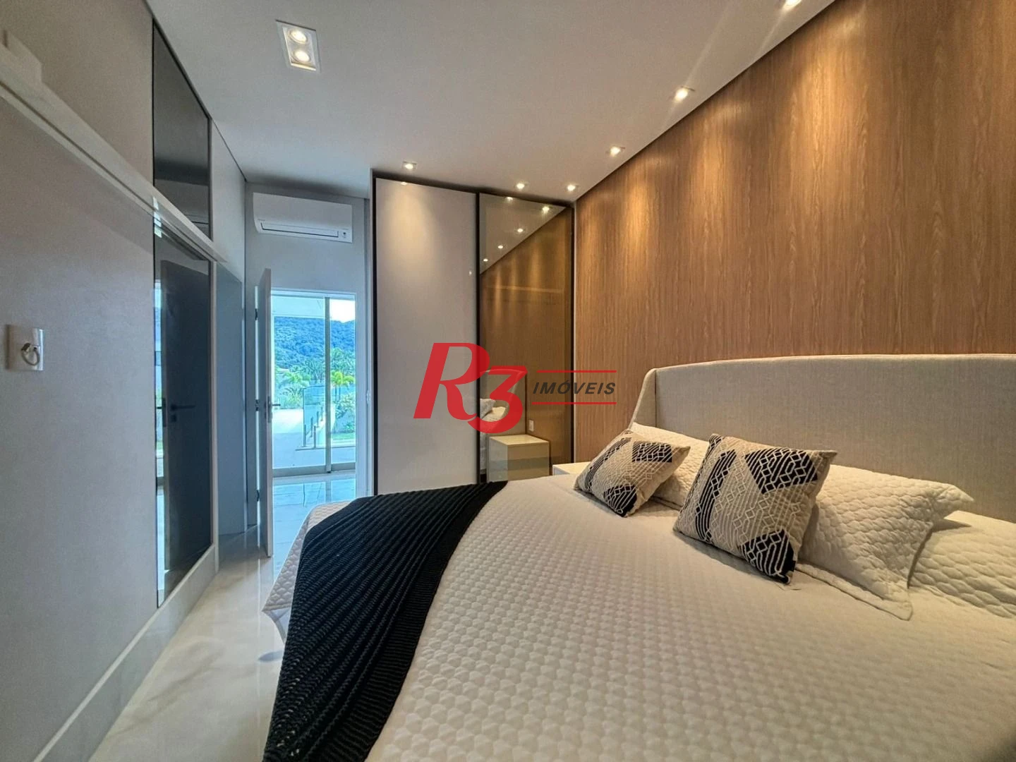 Casa à venda, 900 m² por R$ 21.990.000,00 - Acapulco - Guarujá/SP