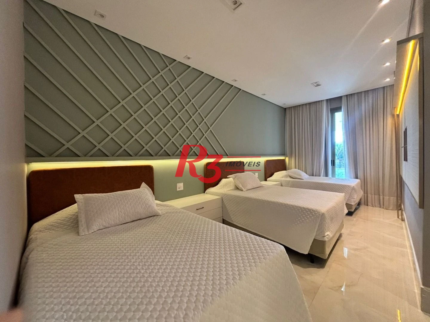 Casa à venda, 900 m² por R$ 21.990.000,00 - Acapulco - Guarujá/SP