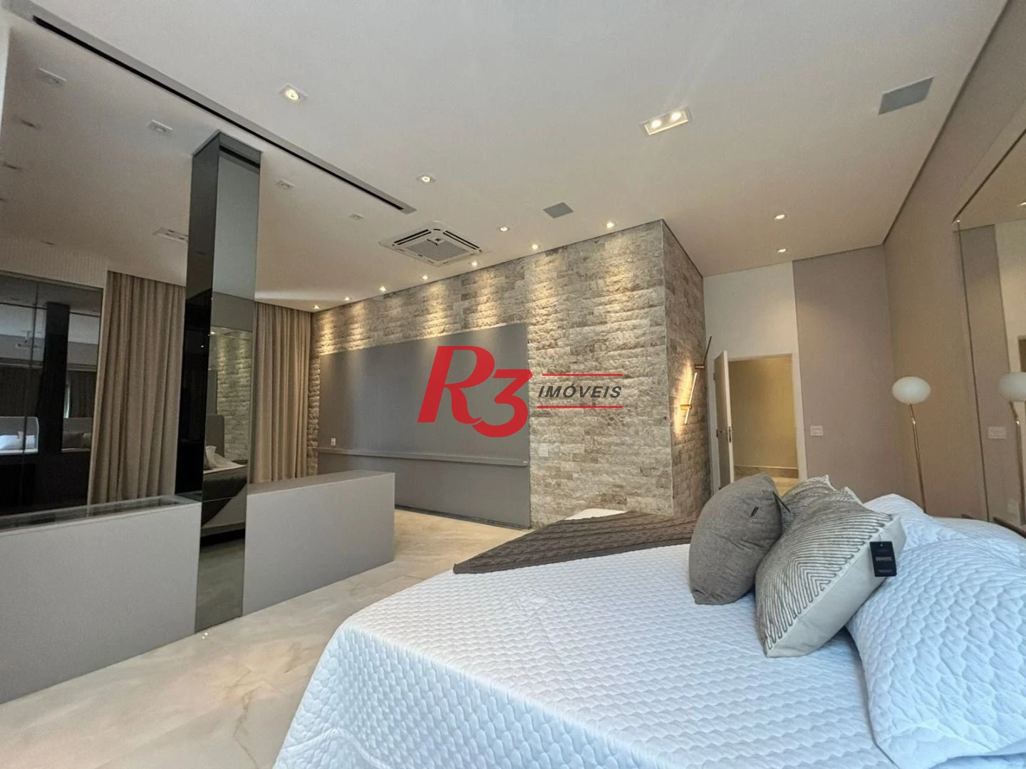Casa à venda, 900 m² por R$ 21.990.000,00 - Acapulco - Guarujá/SP