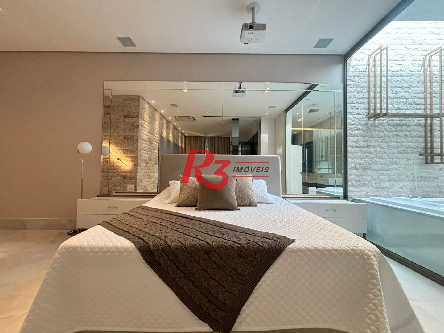 Casa à venda, 900 m² por R$ 21.990.000,00 - Acapulco - Guarujá/SP