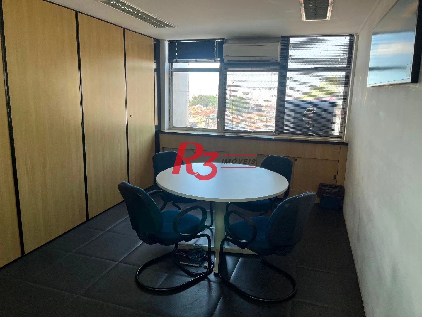 Sala para alugar, 190 m² por R$ 6.400,00/mês - Centro - Santos/SP
