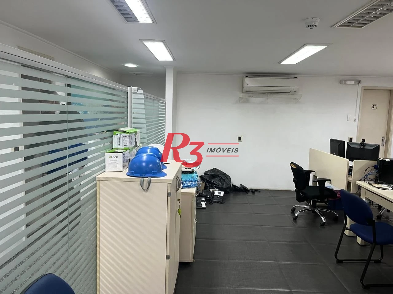 Sala para alugar, 190 m² por R$ 6.400,00/mês - Centro - Santos/SP