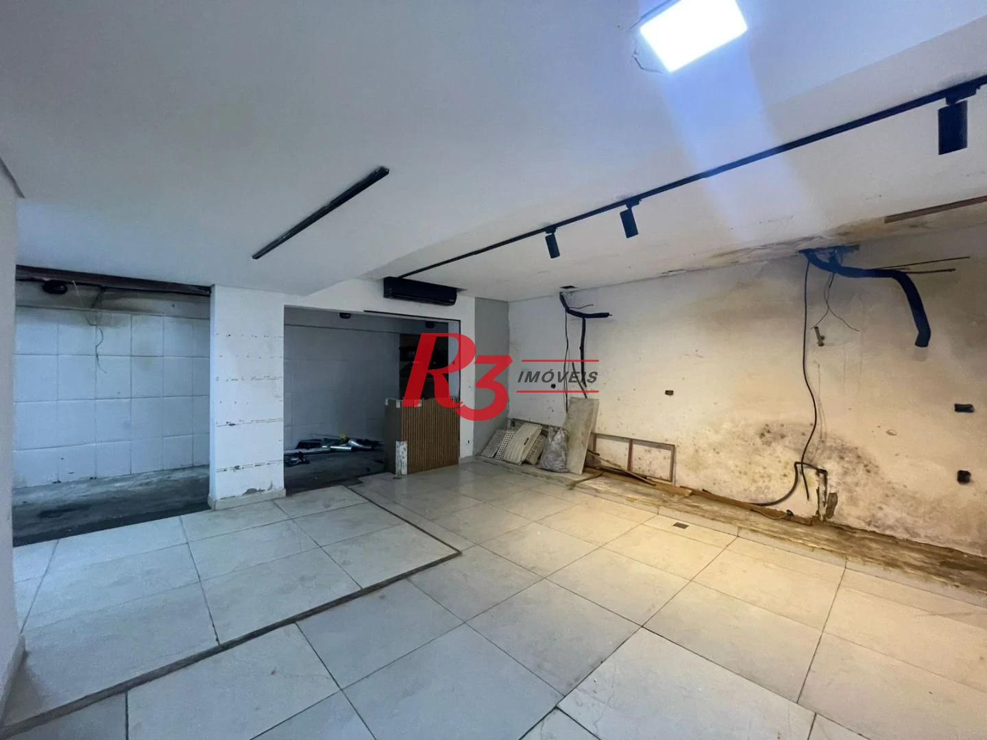 Casa para alugar, 156 m² por R$ 15.000,00/mês - Embaré - Santos/SP