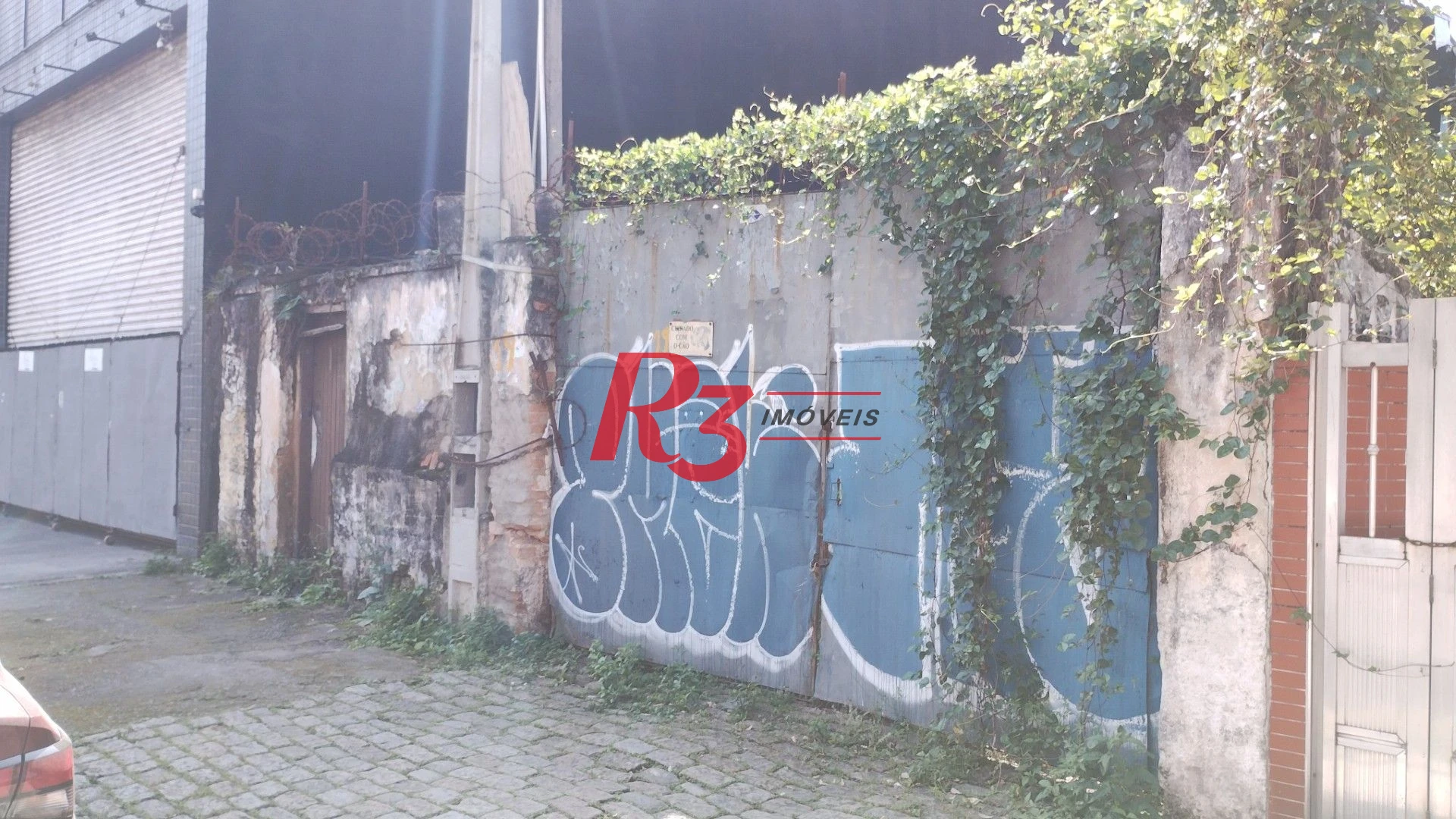 Terreno para alugar, 420 m² por R$ 10.000,01/mês - Vila Mathias - Santos/SP