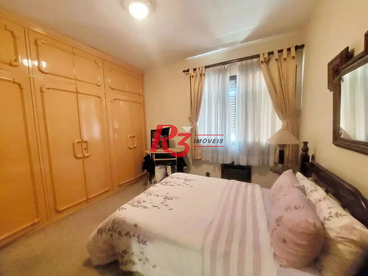 Apartamento com 3 dormitórios à venda, 261 m² por R$ 1.596.000,00 - Gonzaga - Santos/SP