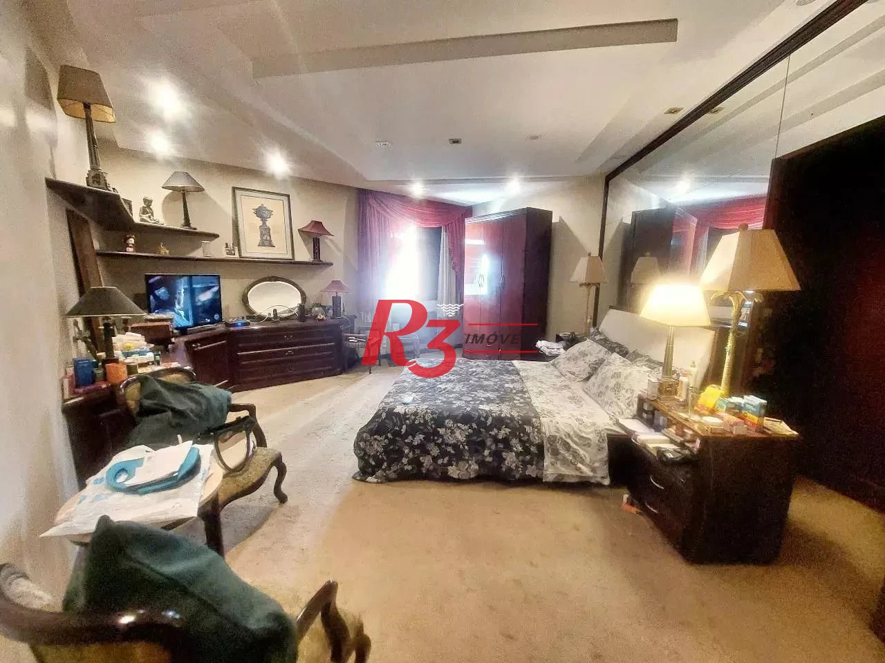 Apartamento com 3 dormitórios à venda, 261 m² por R$ 1.596.000,00 - Gonzaga - Santos/SP