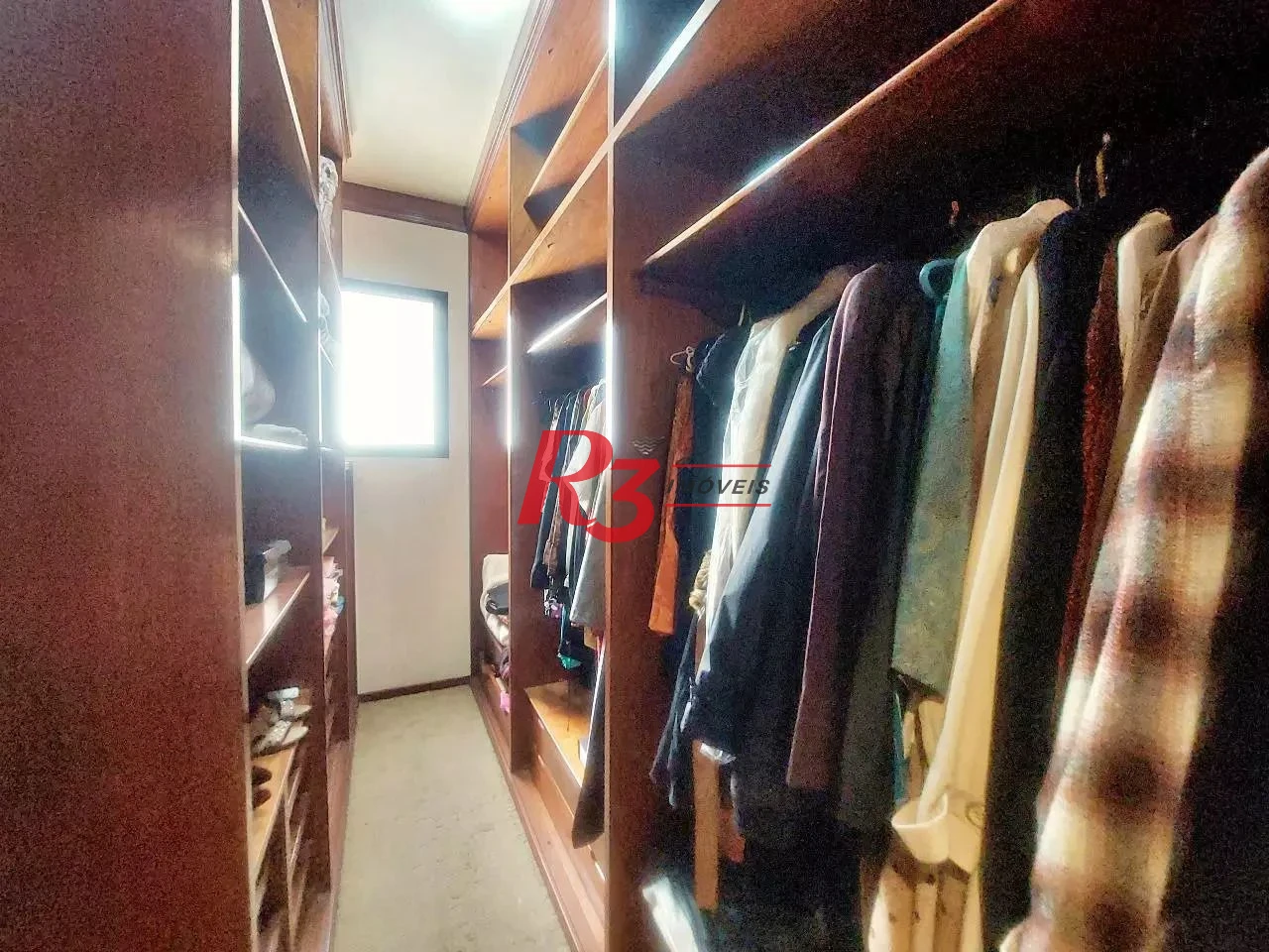 Apartamento com 3 dormitórios à venda, 261 m² por R$ 1.596.000,00 - Gonzaga - Santos/SP